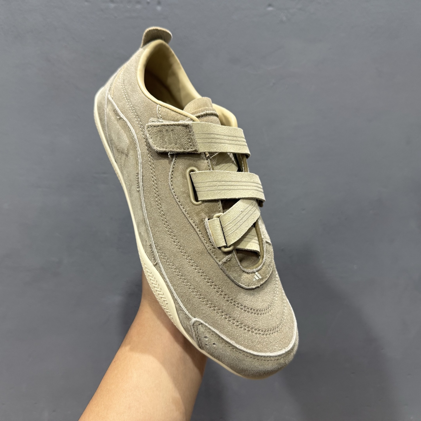 AD 阿迪 Urban Reverie 绑带 复古休闲鞋 JS2444 AD 阿迪 Urban Reverie 绑带 复古休闲鞋 JS2444