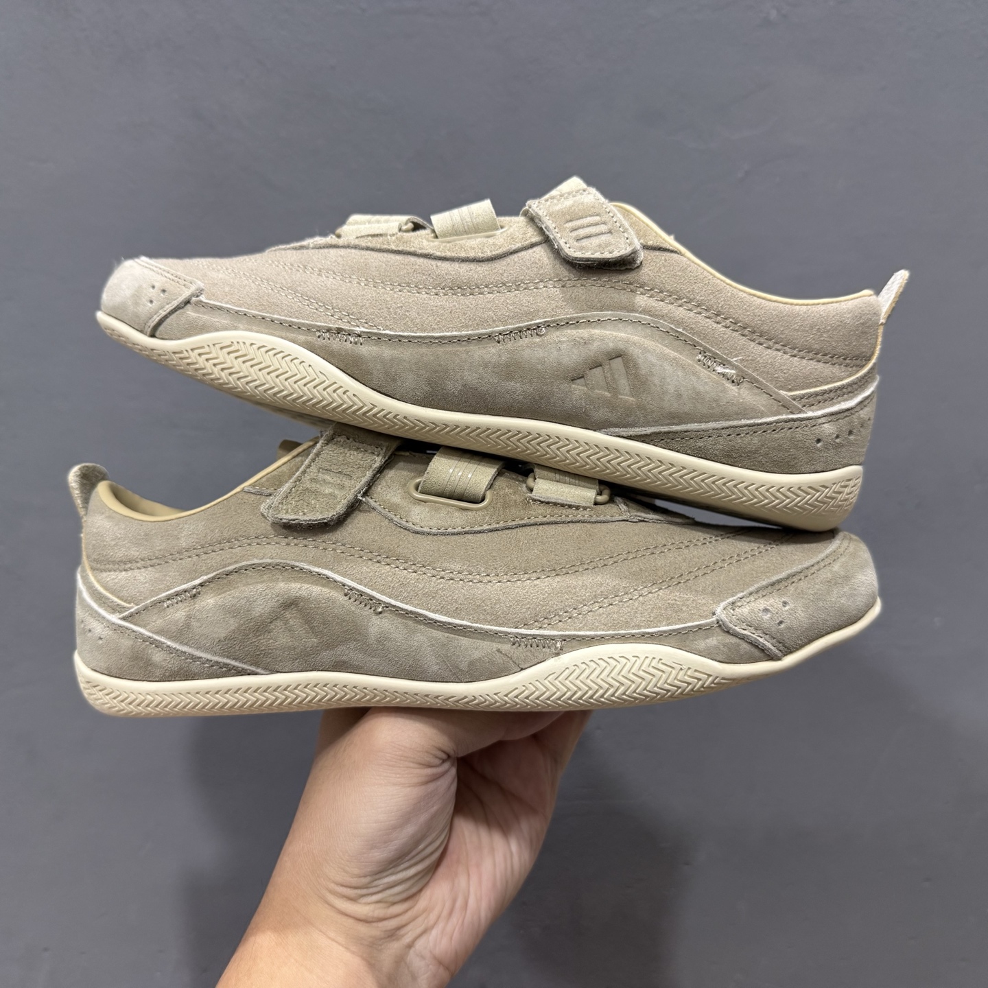 AD 阿迪 Urban Reverie 绑带 复古休闲鞋 JS2444 AD 阿迪 Urban Reverie 绑带 复古休闲鞋 JS2444