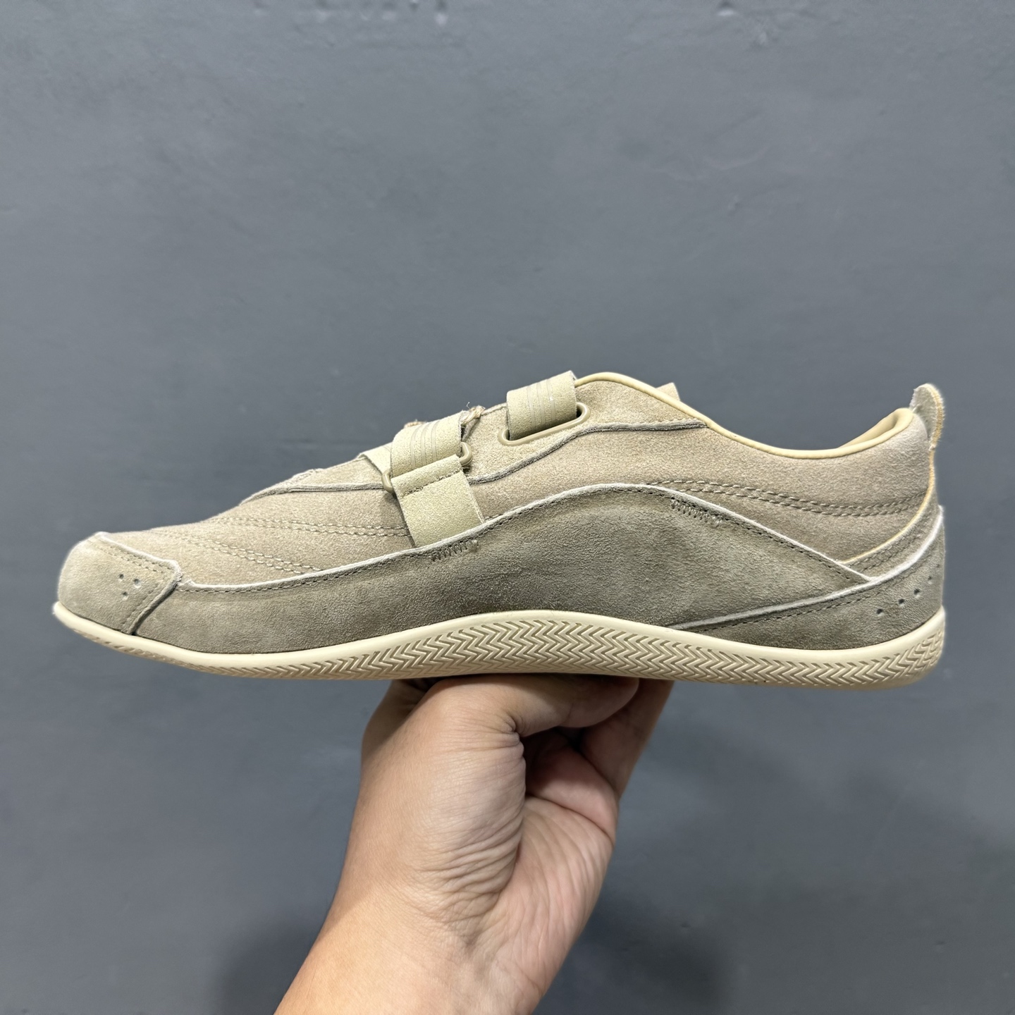 AD 阿迪 Urban Reverie 绑带 复古休闲鞋 JS2444 AD 阿迪 Urban Reverie 绑带 复古休闲鞋 JS2444