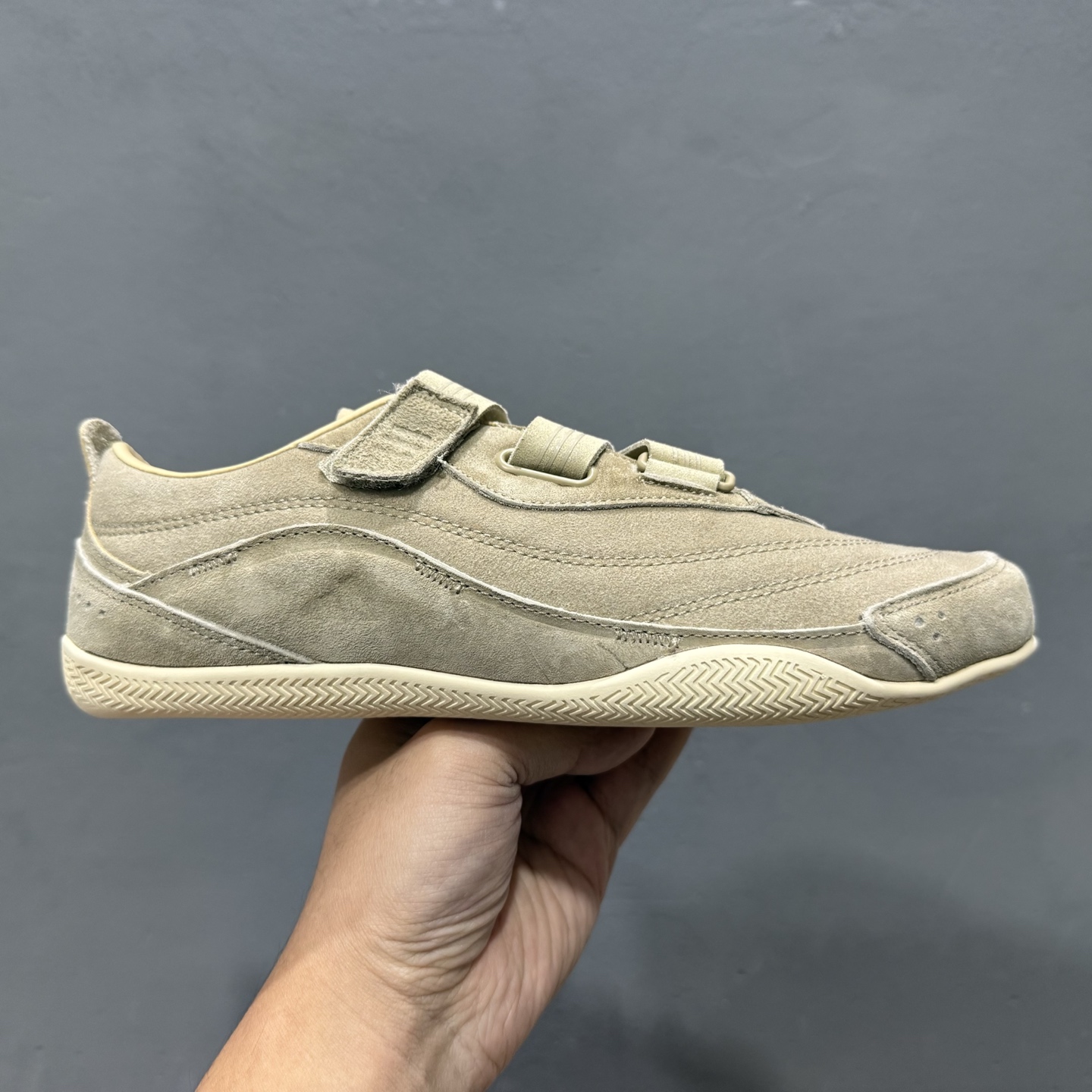 AD 阿迪 Urban Reverie 绑带 复古休闲鞋 JS2444 AD 阿迪 Urban Reverie 绑带 复古休闲鞋 JS2444