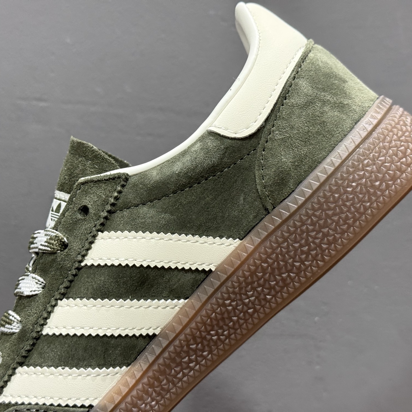 AdidHandball Spezial KI5940 阿迪达斯经典复古休闲板鞋 AdidHandball Spezial KI5940 阿迪达斯经典复古休闲板鞋