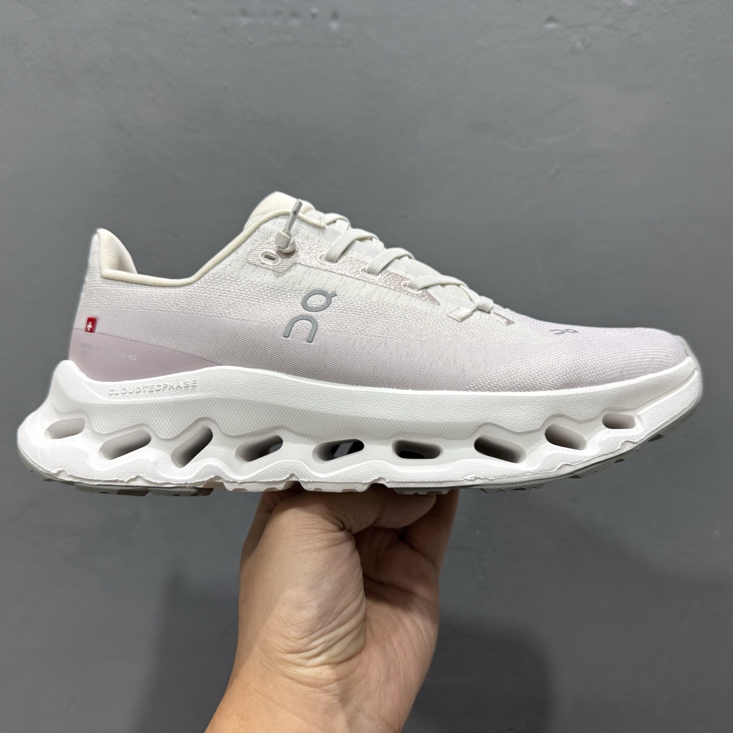 独家实拍昂跑 Cloud 6 系列 网面透气运动鞋跑步鞋