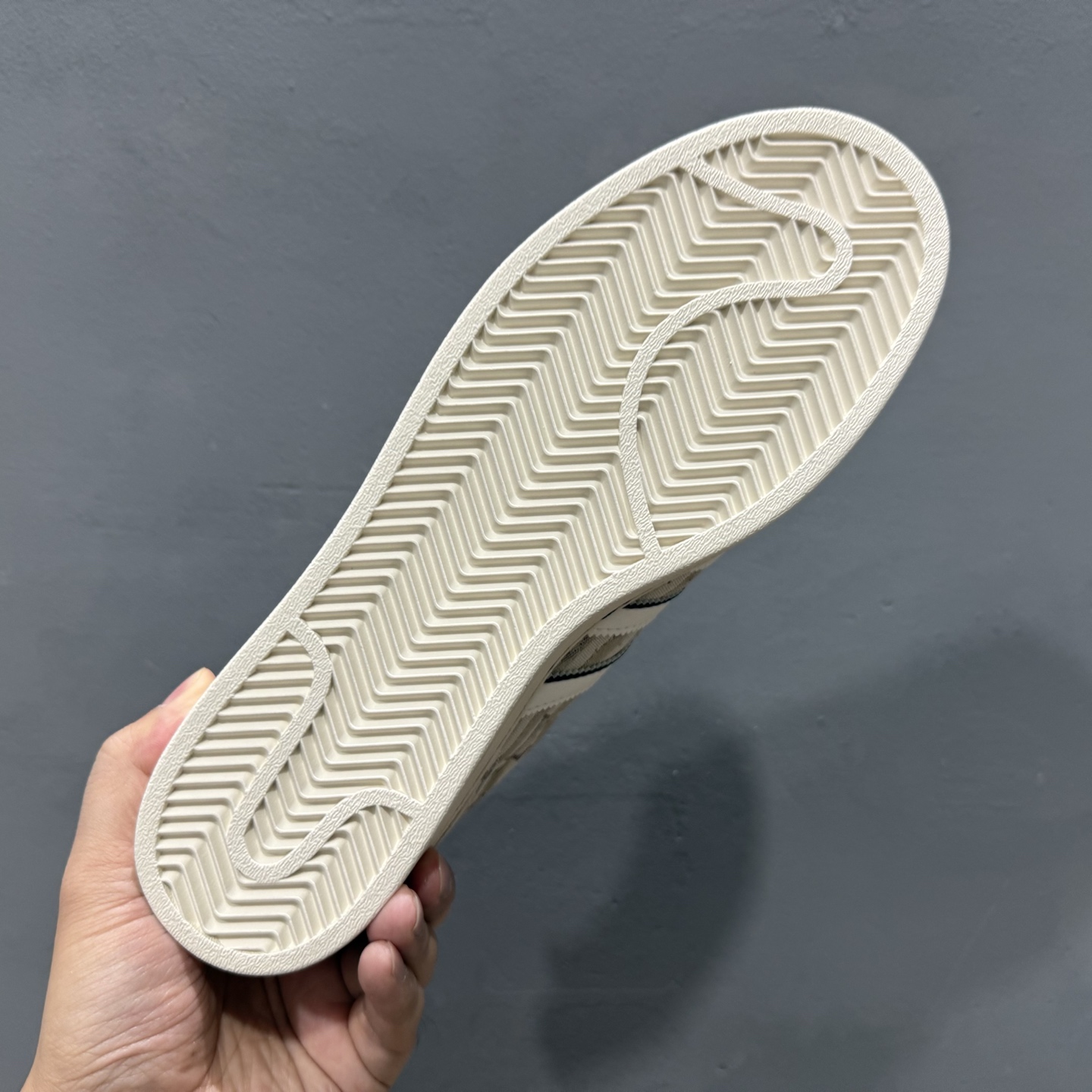 独家实拍 AD Originals lv联名款黑白金配色 贝壳头 JY8920 独家实拍 AD Originals lv联名款黑白金配色 贝壳头 JY8920