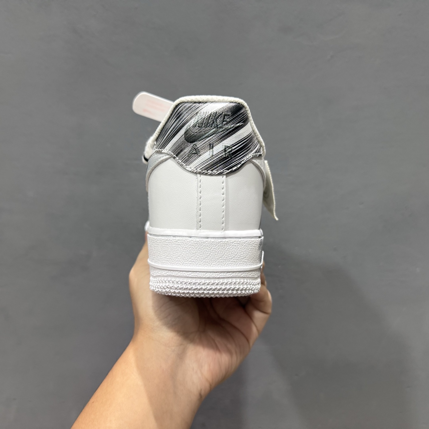 Nike Air Force 1 Low 空军一号低帮运动休闲板鞋 DD2025-010 Nike Air Force 1 Low 空军一号低帮运动休闲板鞋 DD2025-010