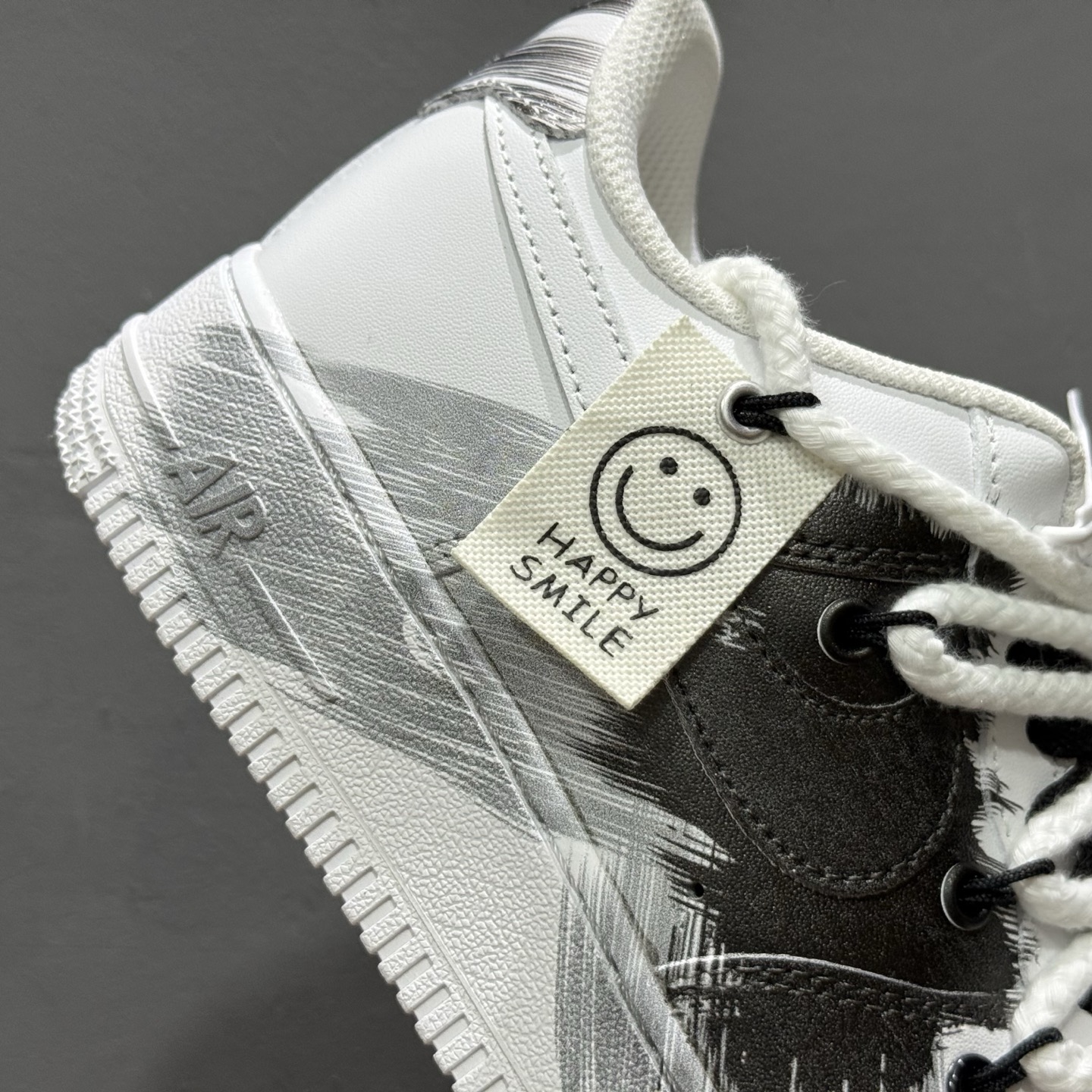 Nike Air Force 1 Low 空军一号低帮运动休闲板鞋 DD2025-010 Nike Air Force 1 Low 空军一号低帮运动休闲板鞋 DD2025-010