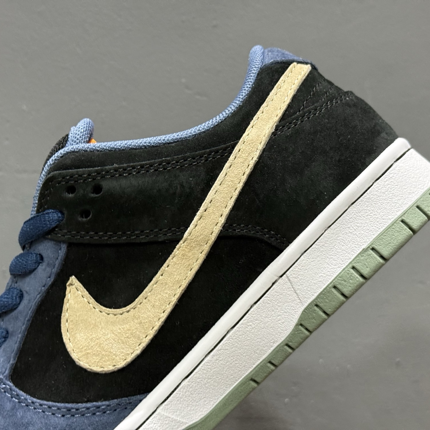 Nike Dunk SB Low 荆棘4.0 TMS 蓝黑色 HF3063-002 Nike Dunk SB Low 荆棘4.0 TMS 蓝黑色 HF3063-002