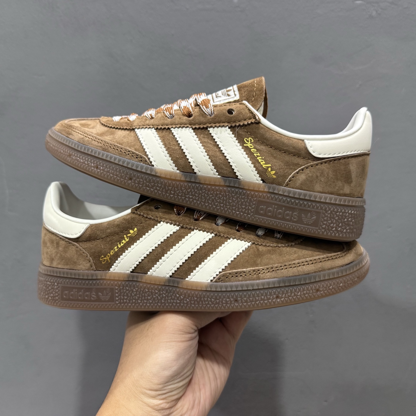 adidoriginals HANDBALL SPEZIAL 野棕色 KI5938 adidoriginals HANDBALL SPEZIAL 野棕色 KI5938