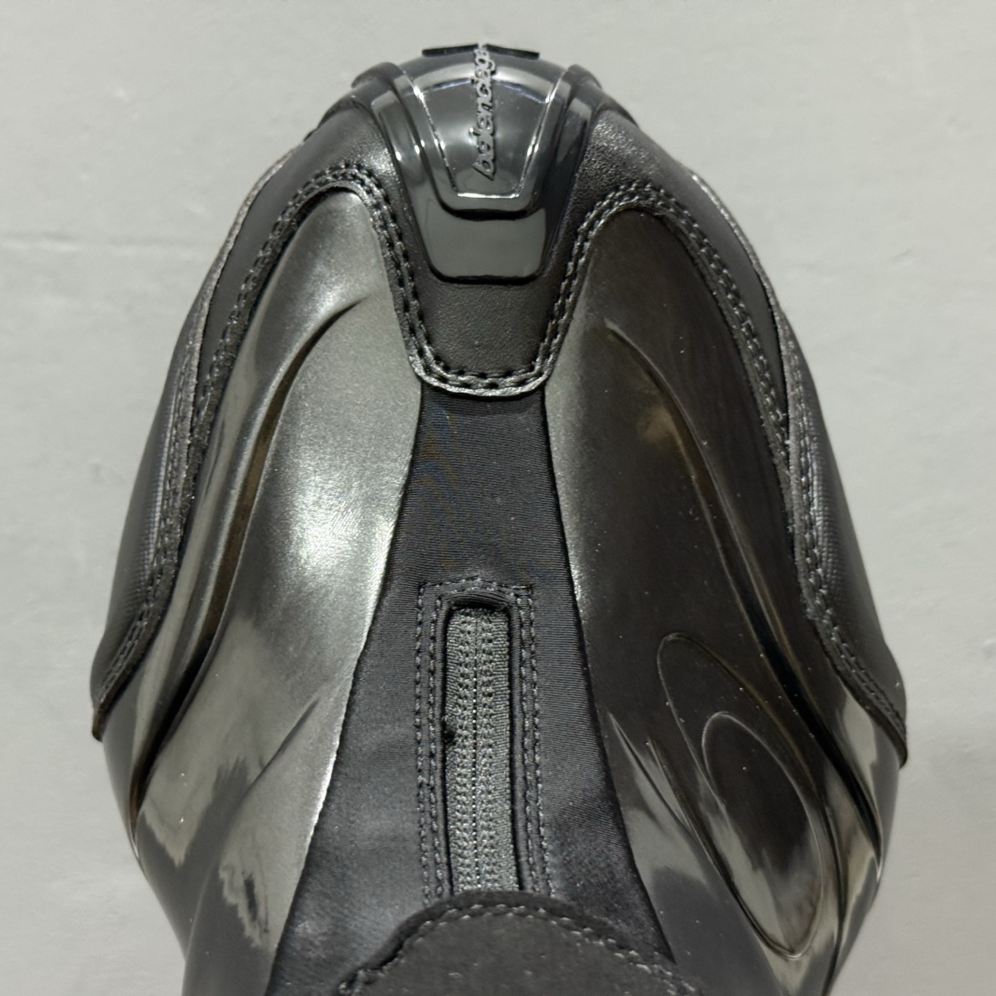 最新外贸批次 Balenciaga 巴黎世家 黑色 824909WBKB