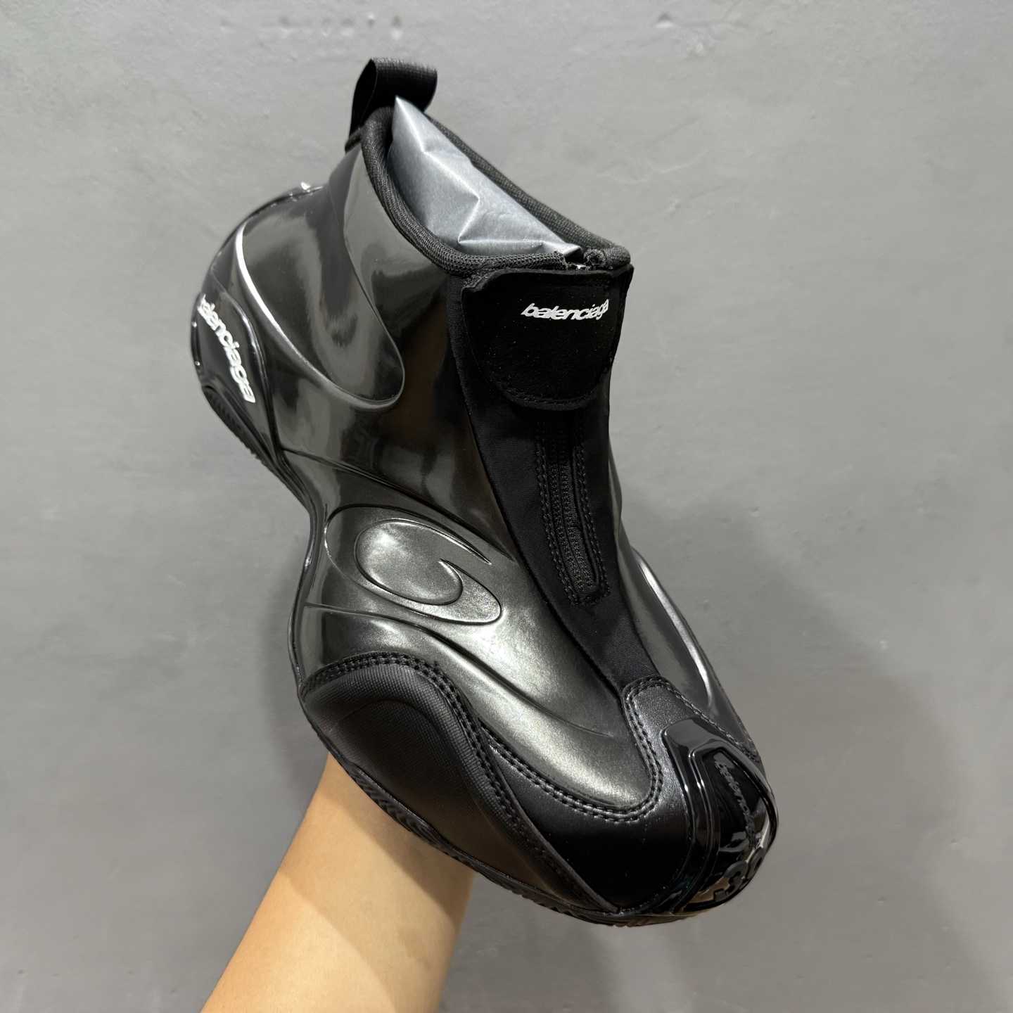 最新外贸批次 Balenciaga 巴黎世家 黑色 824909WBKB