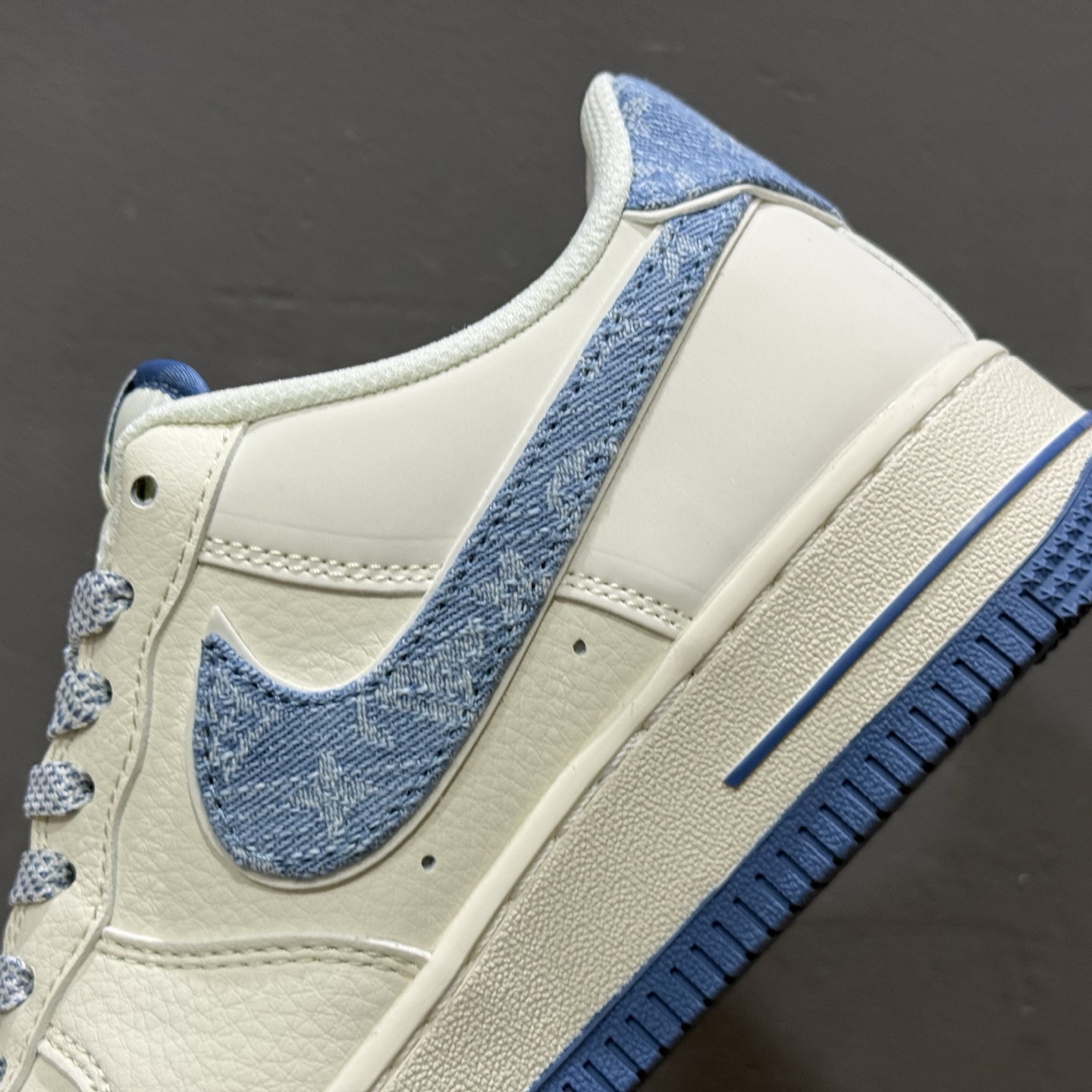 NIke Air Force 1 '07 Low “LV联名-牛仔蓝”空军一号 低帮 运动鞋 SM6668-130 NIke Air Force 1 '07 Low “LV联名-牛仔蓝”空军一号 低帮 运动鞋 SM6668-130