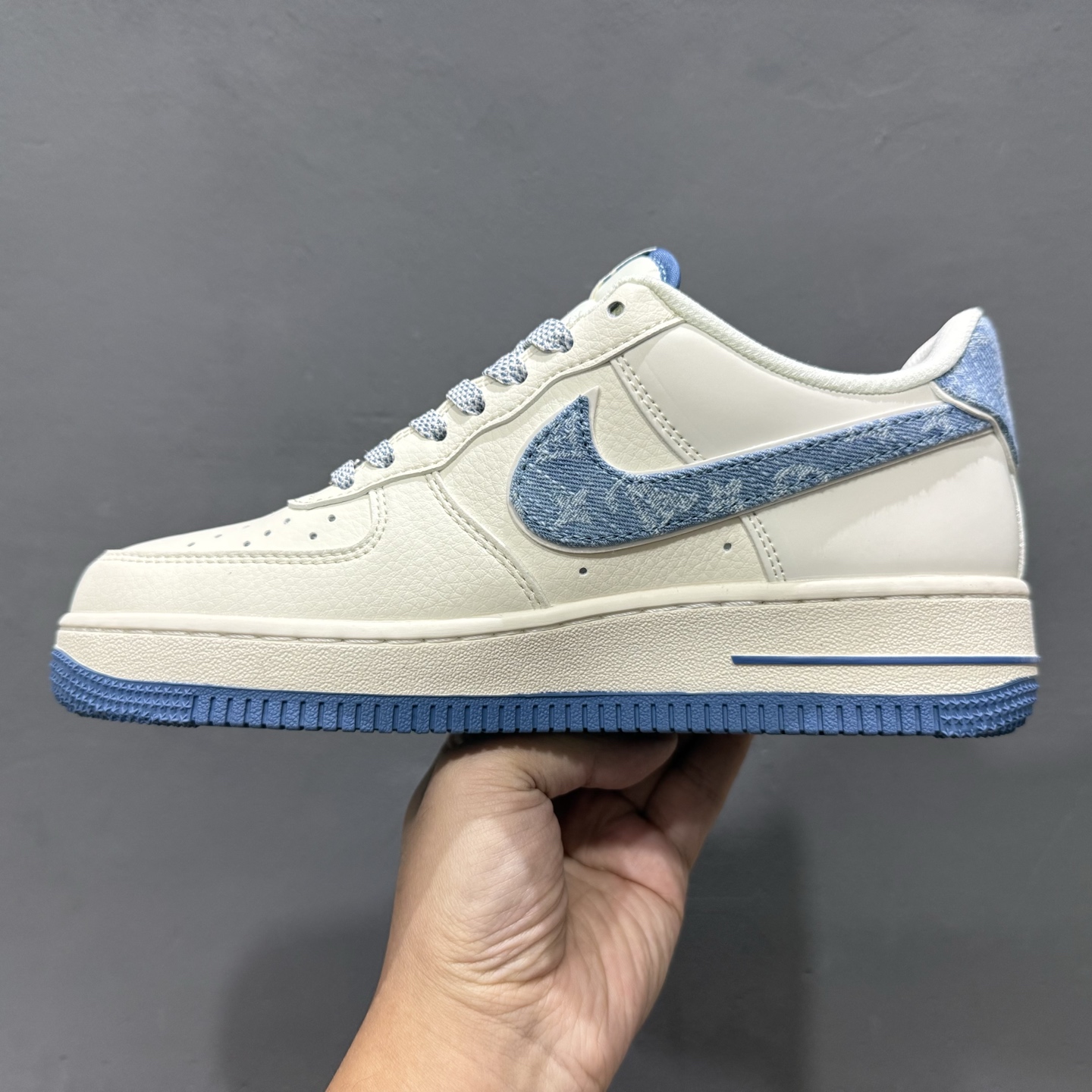 NIke Air Force 1 '07 Low “LV联名-牛仔蓝”空军一号 低帮 运动鞋 SM6668-130 NIke Air Force 1 '07 Low “LV联名-牛仔蓝”空军一号 低帮 运动鞋 SM6668-130