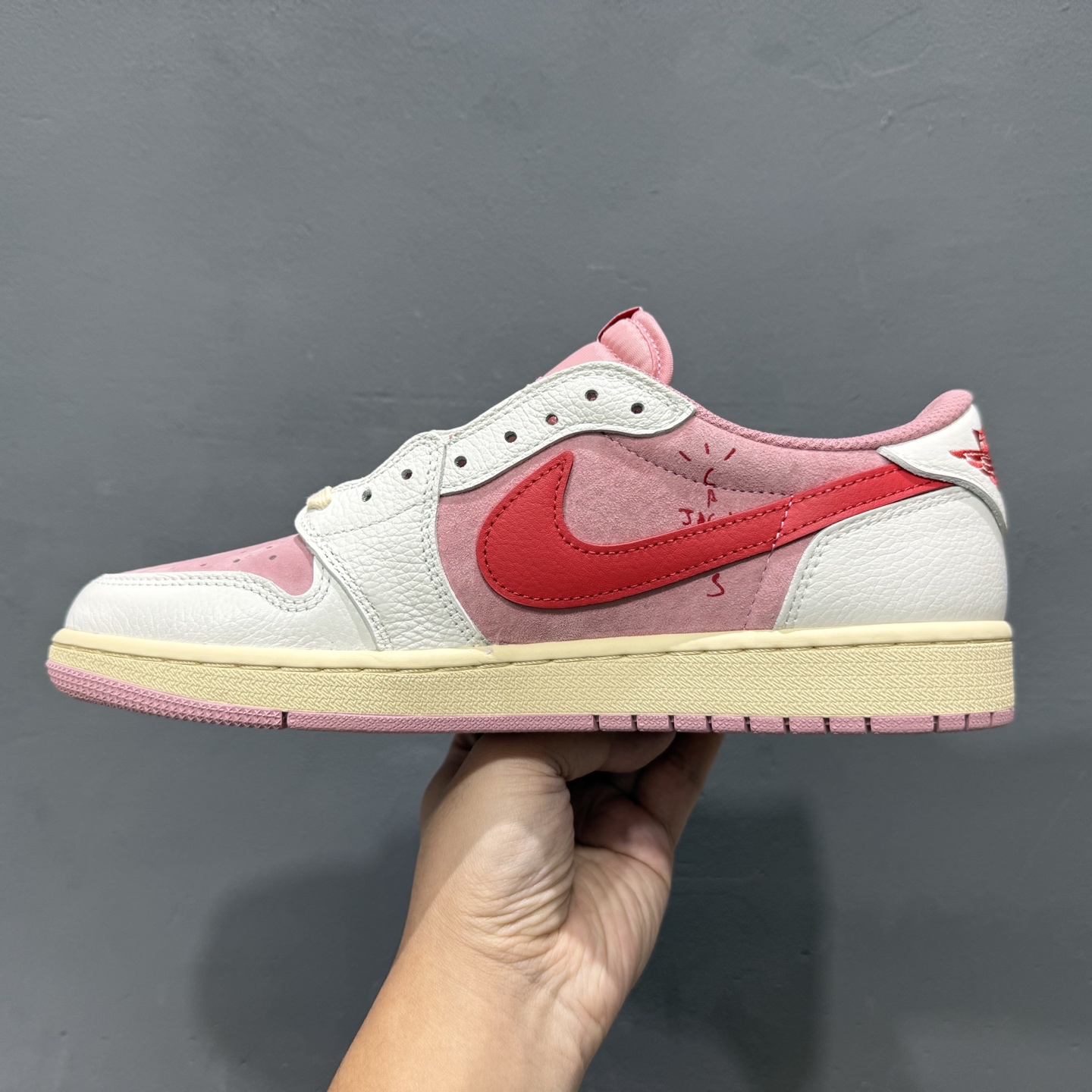 240 Fragment x Travis Scott x Air Jordan 1 Low 三方联名倒钩 DM7866-100