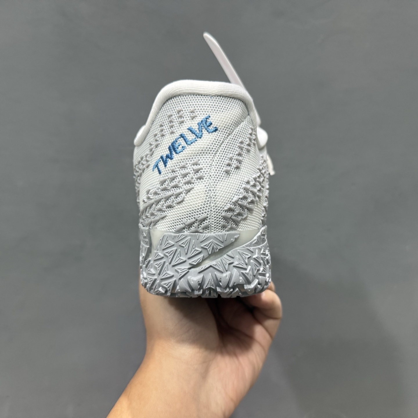 300 纯原 NK JA 3 EP 莫兰特三代 男子实战篮球鞋 HF2794-100