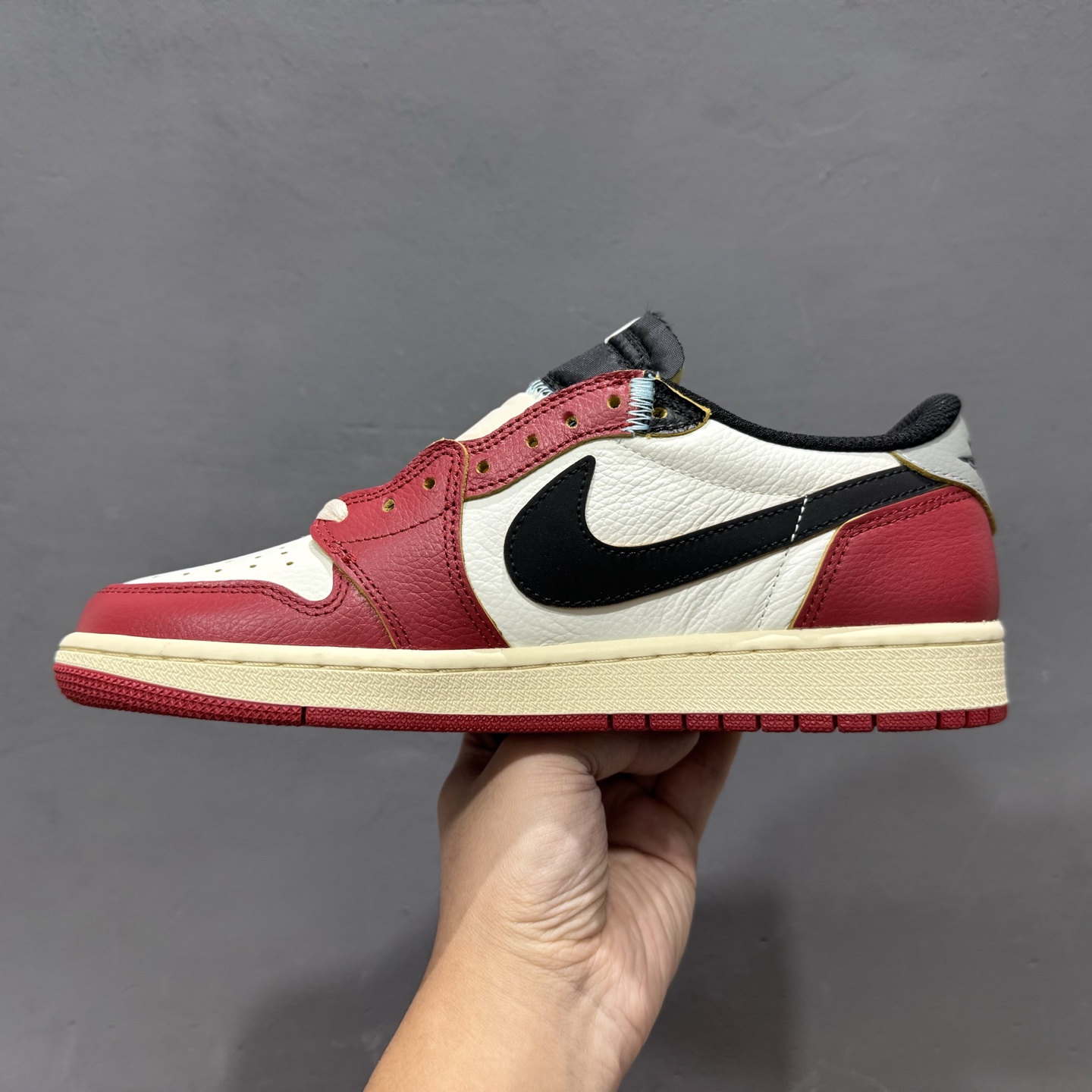 Air Jordan 1 Low AJ1 乔1 UN蓝白 低帮文化休闲板鞋 HQ6998-600