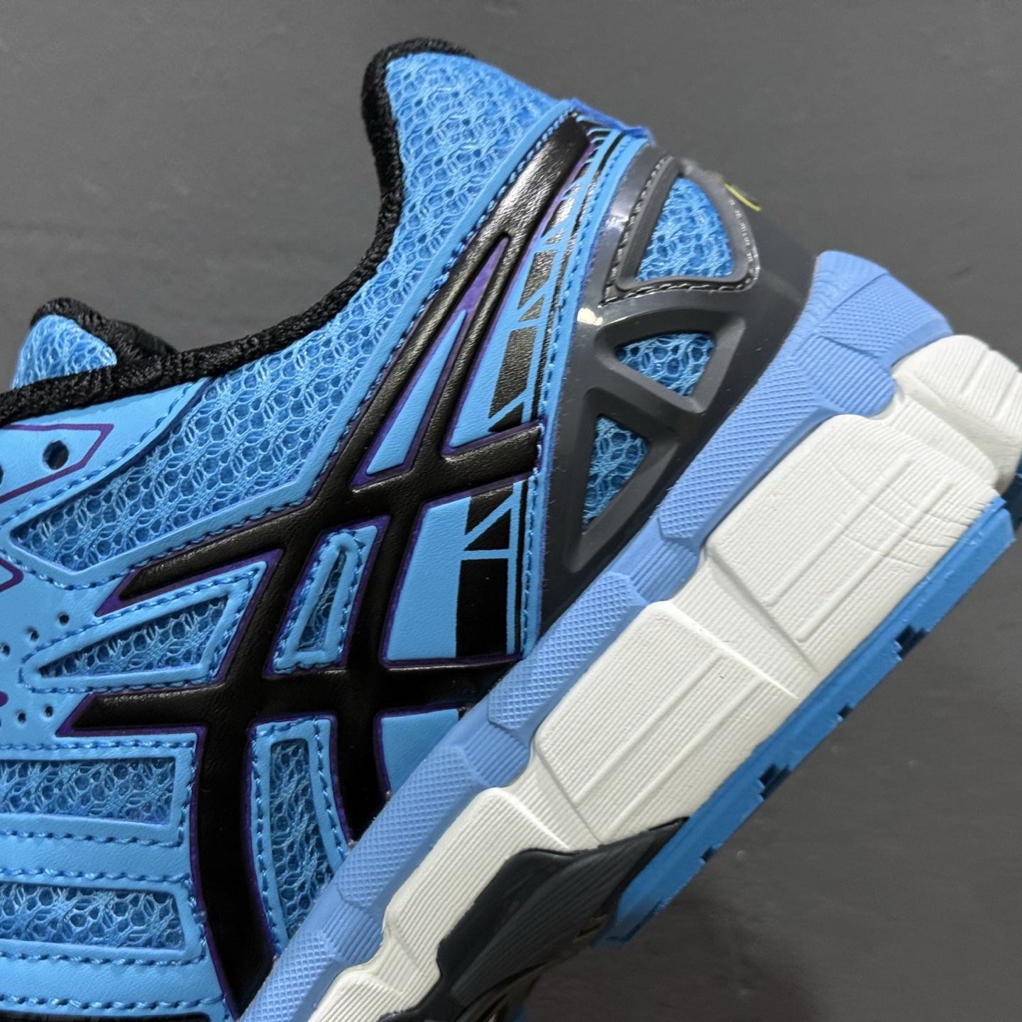 ASICS/亚瑟士GEL-NYC透气网眼鞋面 1203A621-400 ASICS/亚瑟士GEL-NYC透气网眼鞋面 1203A621-400