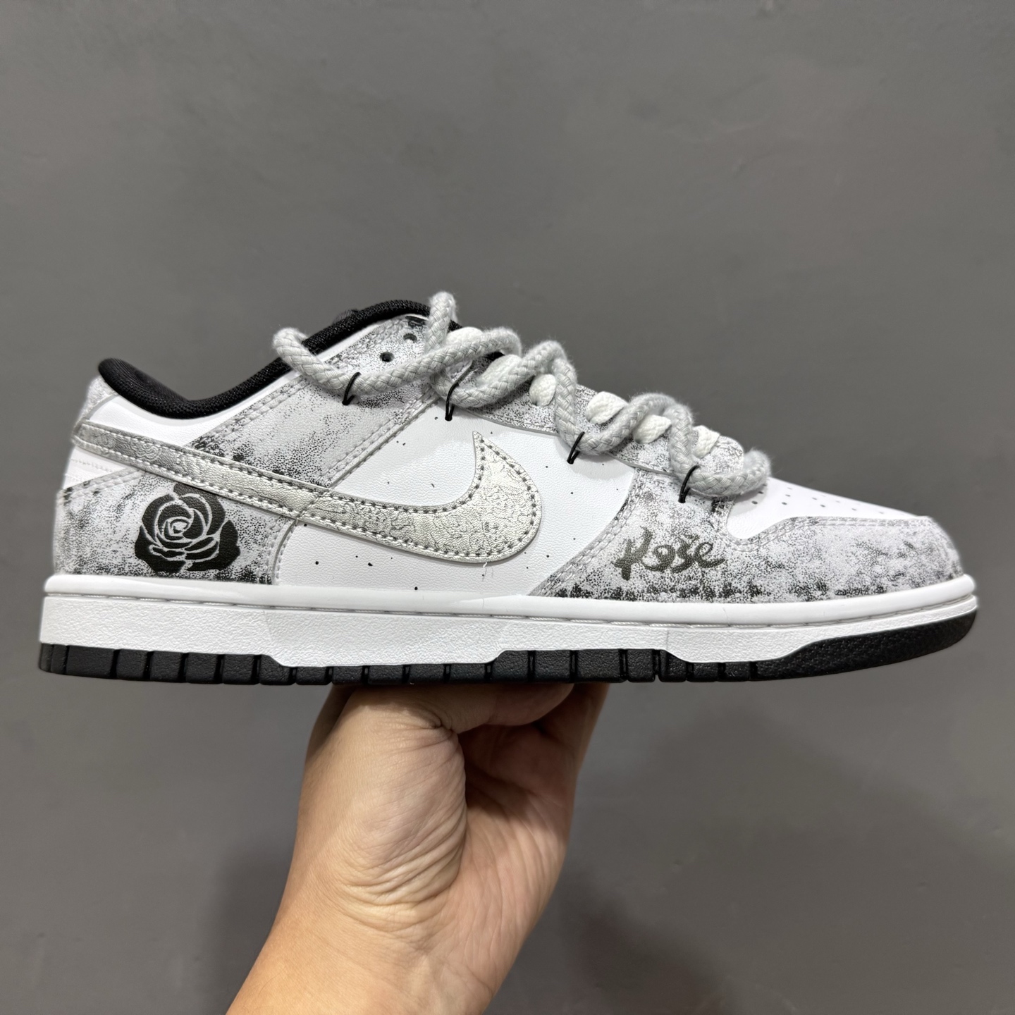 NIKE DUNK LOW RETRO 绑带联名款 耐克 低帮休闲运动板鞋 DD1391-100