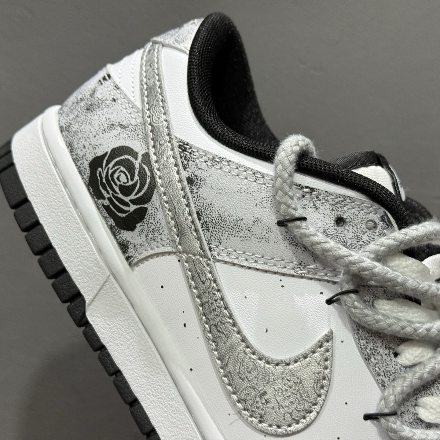 NIKE DUNK LOW RETRO 绑带联名款 耐克 低帮休闲运动板鞋 DD1391-100