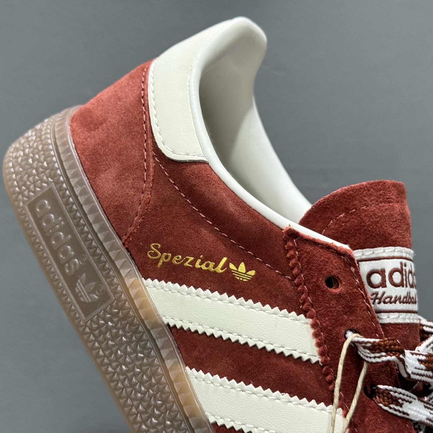 AdidHandball Spezial KI5937 阿迪达斯经典复古休闲板鞋 AdidHandball Spezial KI5937 阿迪达斯经典复古休闲板鞋
