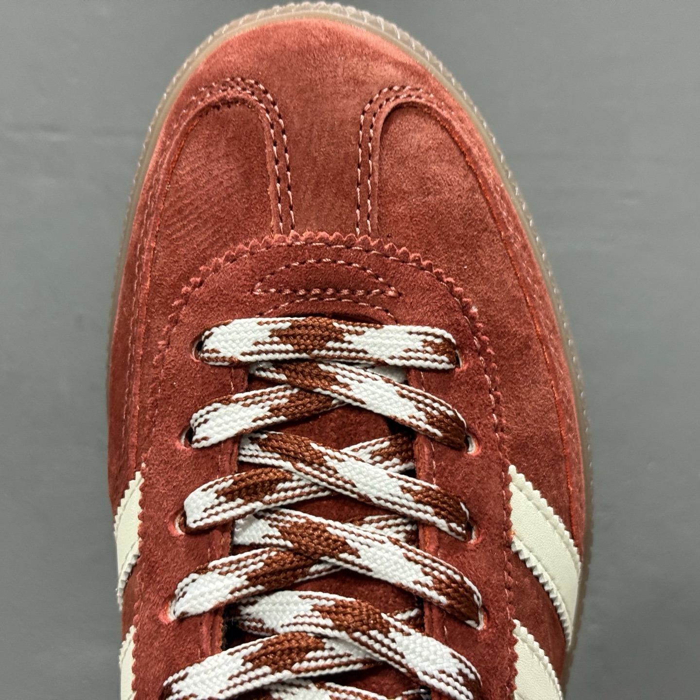 AdidHandball Spezial KI5937 阿迪达斯经典复古休闲板鞋 AdidHandball Spezial KI5937 阿迪达斯经典复古休闲板鞋