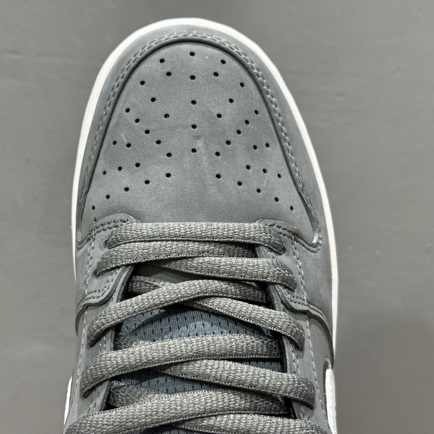 Nike SB Dunk Low 低帮休闲板鞋 FZ1287-300 Nike SB Dunk Low 低帮休闲板鞋 FZ1287-300