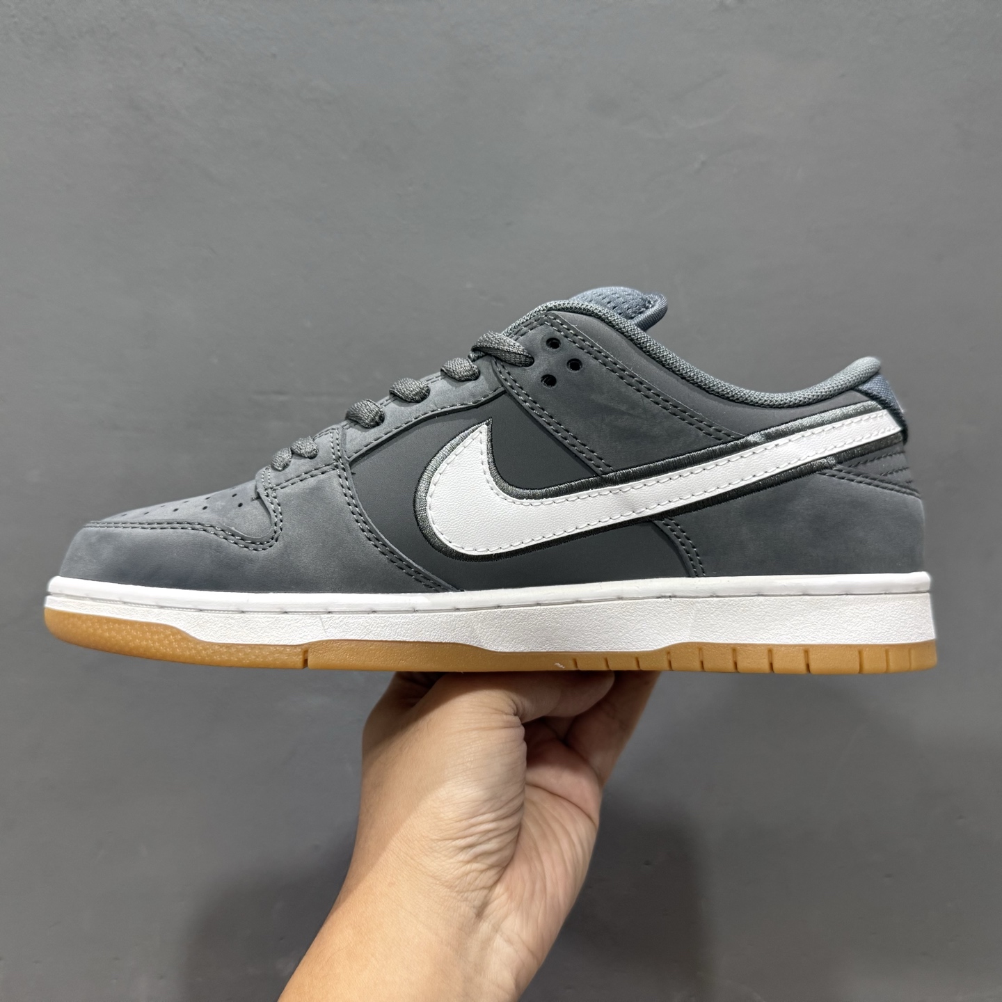 Nike SB Dunk Low 低帮休闲板鞋 FZ1287-300 Nike SB Dunk Low 低帮休闲板鞋 FZ1287-300