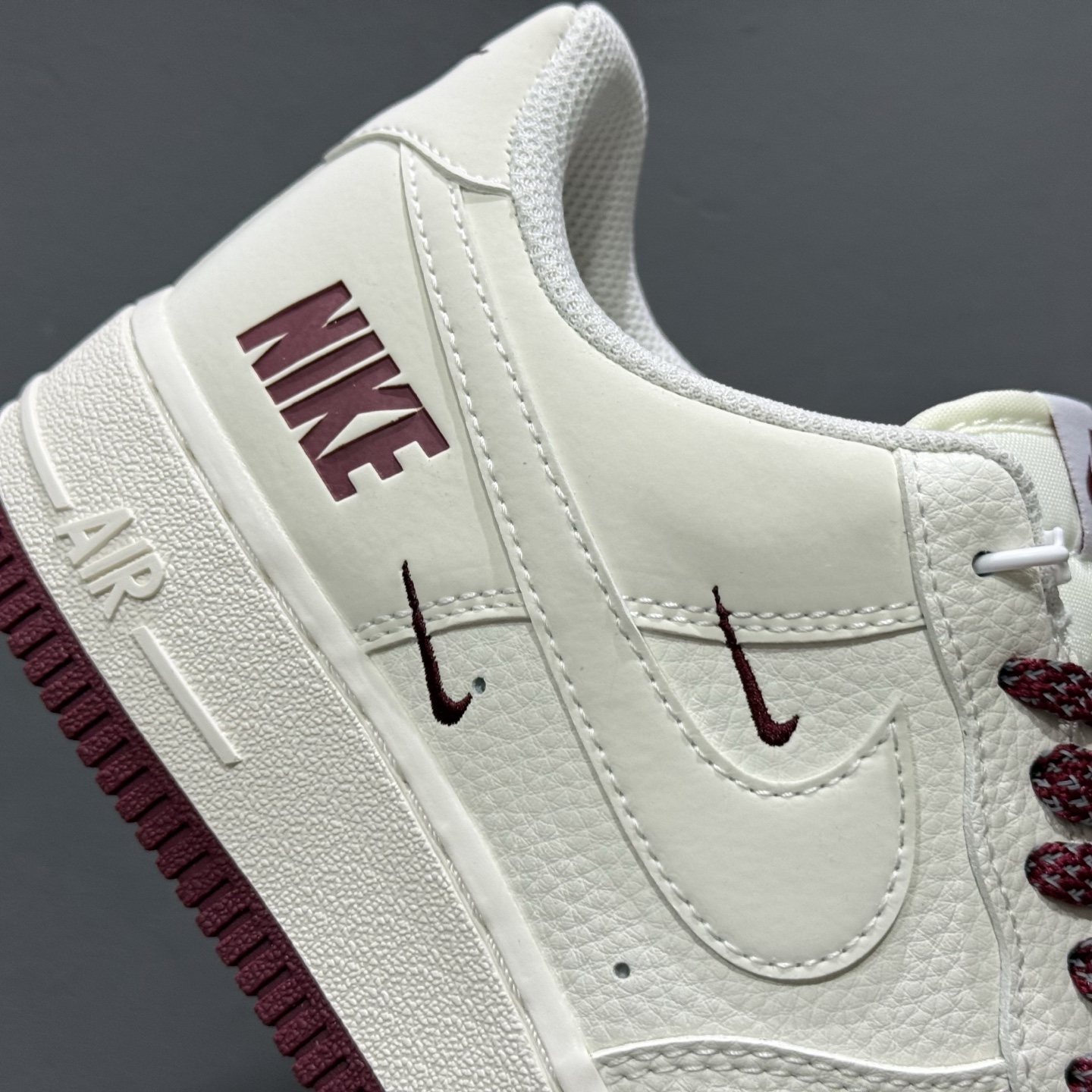 Nike Air Force 1 '07 Low “奶白酒红” 空军一号 高端定制 低帮 运动鞋 GX3170-108
