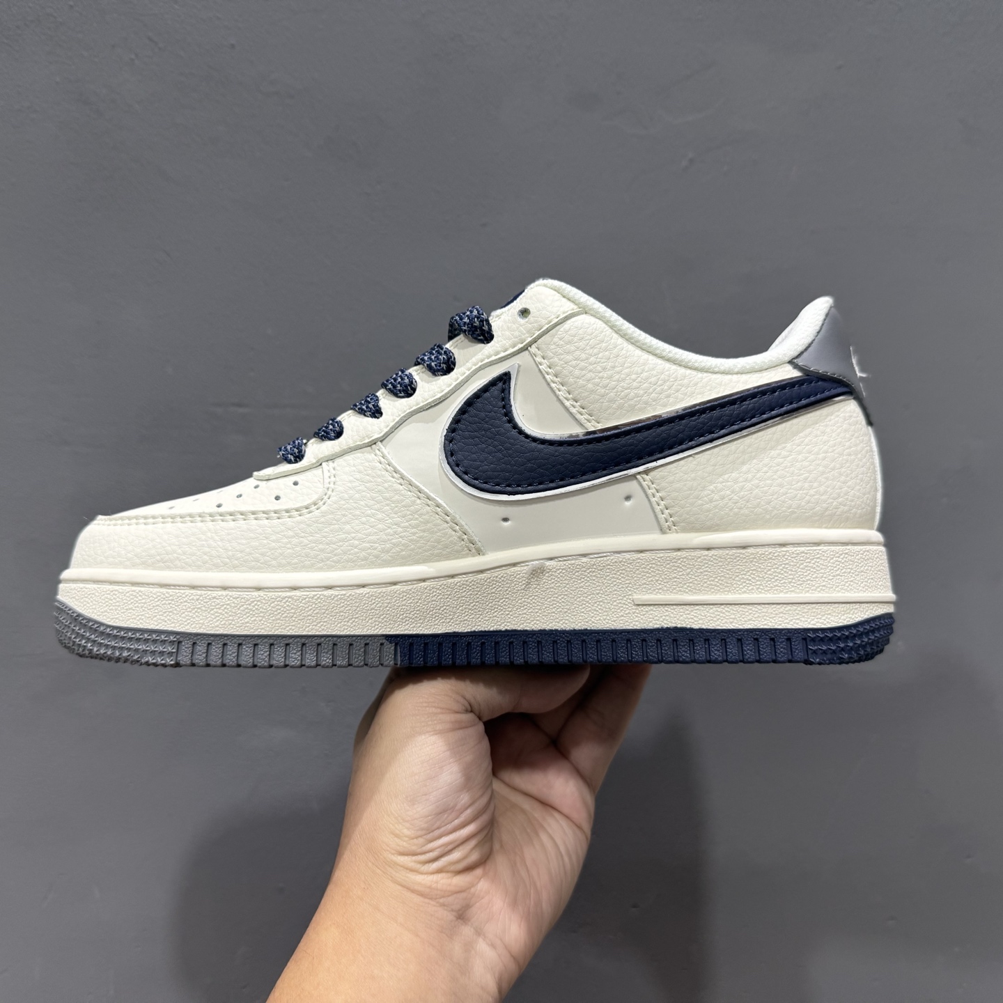 Nike Air Force 1'07 Low 联名 双拼米灰蓝 空军一号低帮休闲板鞋 QW5836-026