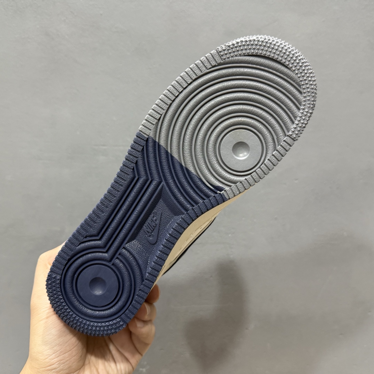 Nike Air Force 1'07 Low 联名 双拼米灰蓝 空军一号低帮休闲板鞋 QW5836-026