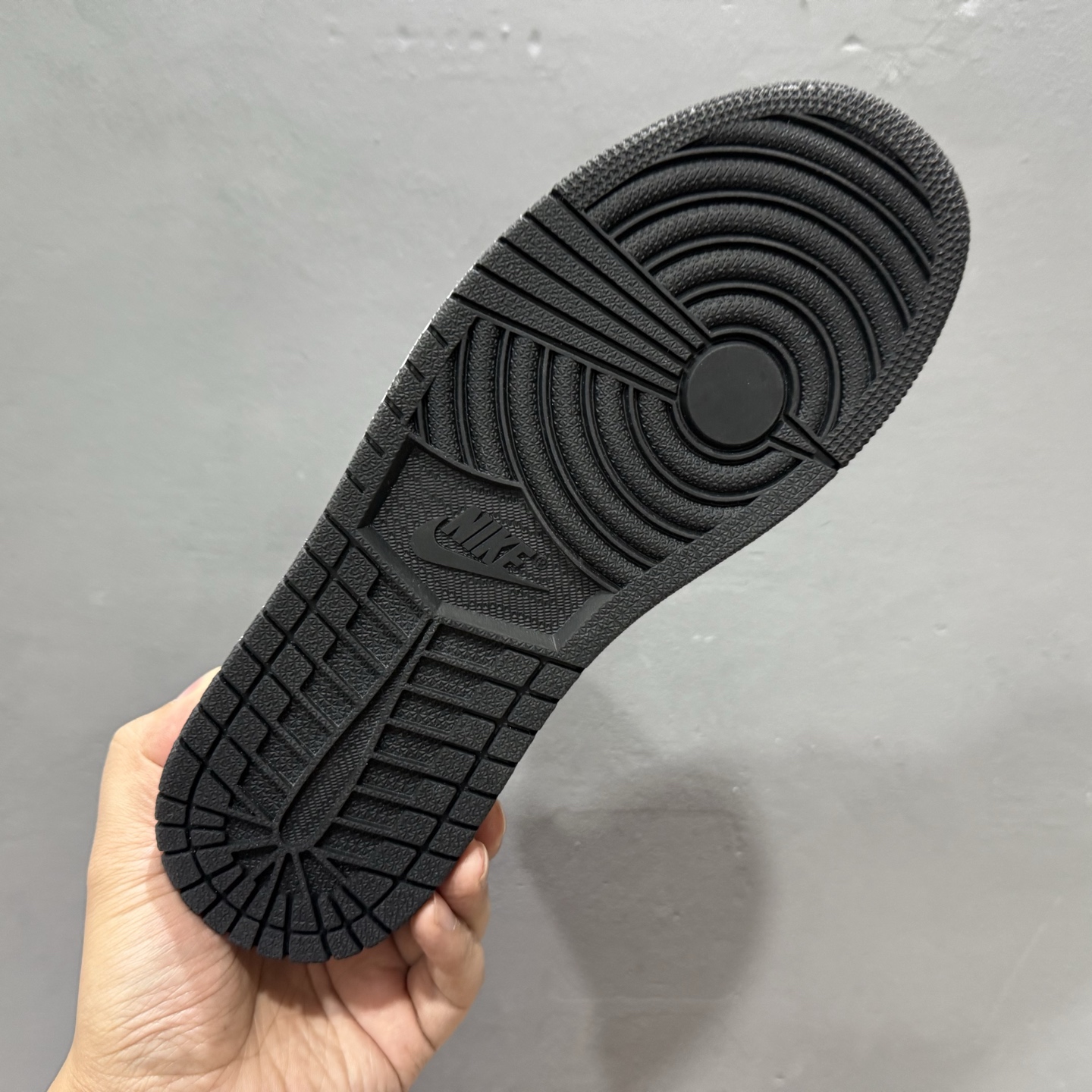 Fragment Design x Unix Air Jordan 1 Hi 乔1藤原浩大闪电 高帮篮球鞋 II7282-100