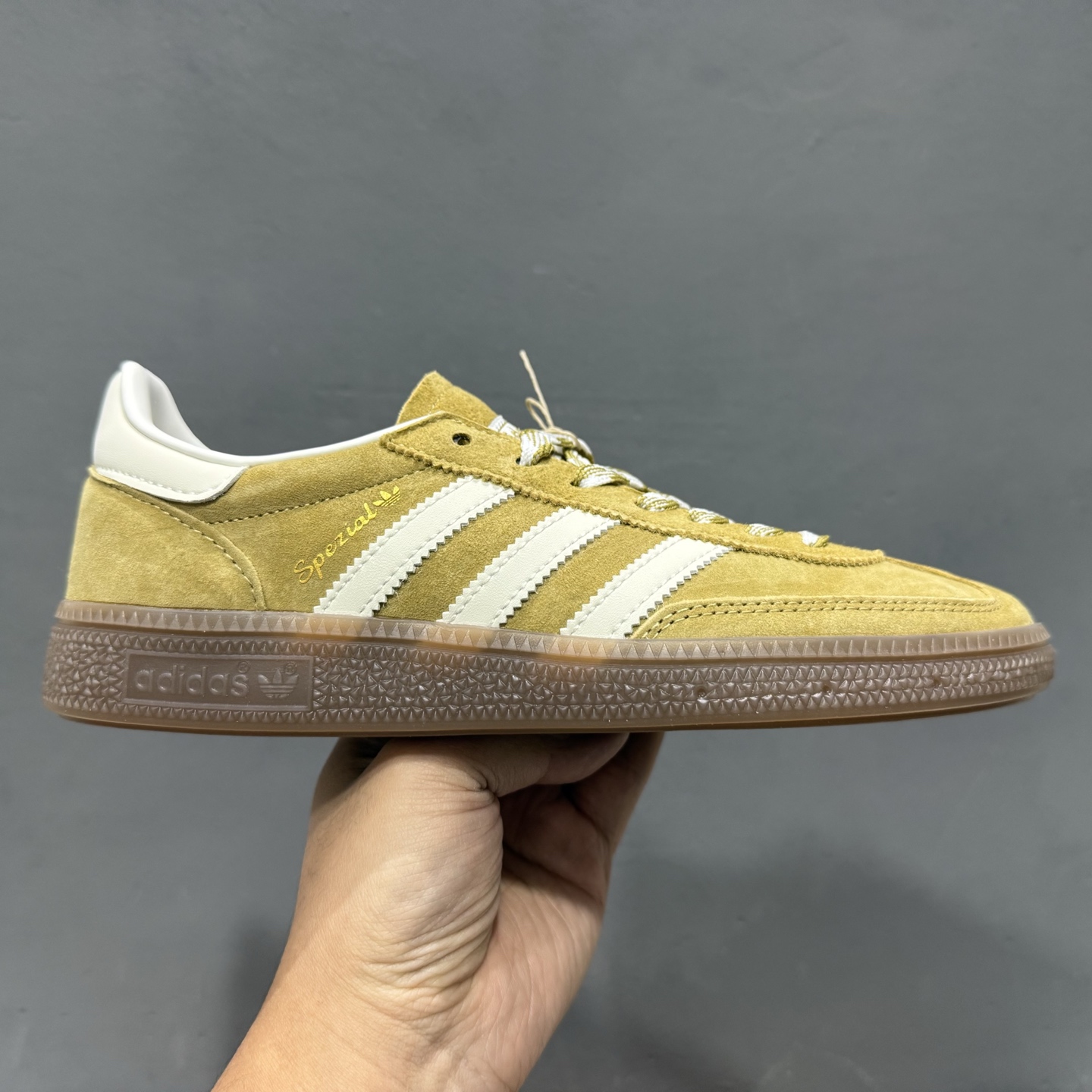 AdidHandball Spezial KI5939 阿迪达斯经典复古休闲板鞋 AdidHandball Spezial KI5939 阿迪达斯经典复古休闲板鞋