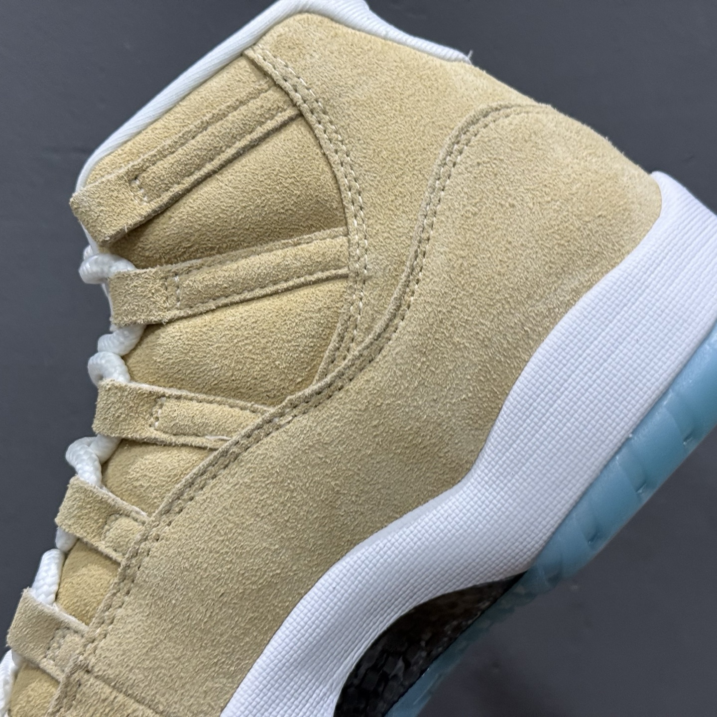 Air Jordan 11 Retro 纯原版本 AJ11 高帮复刻卡其蓝 IO8960-707