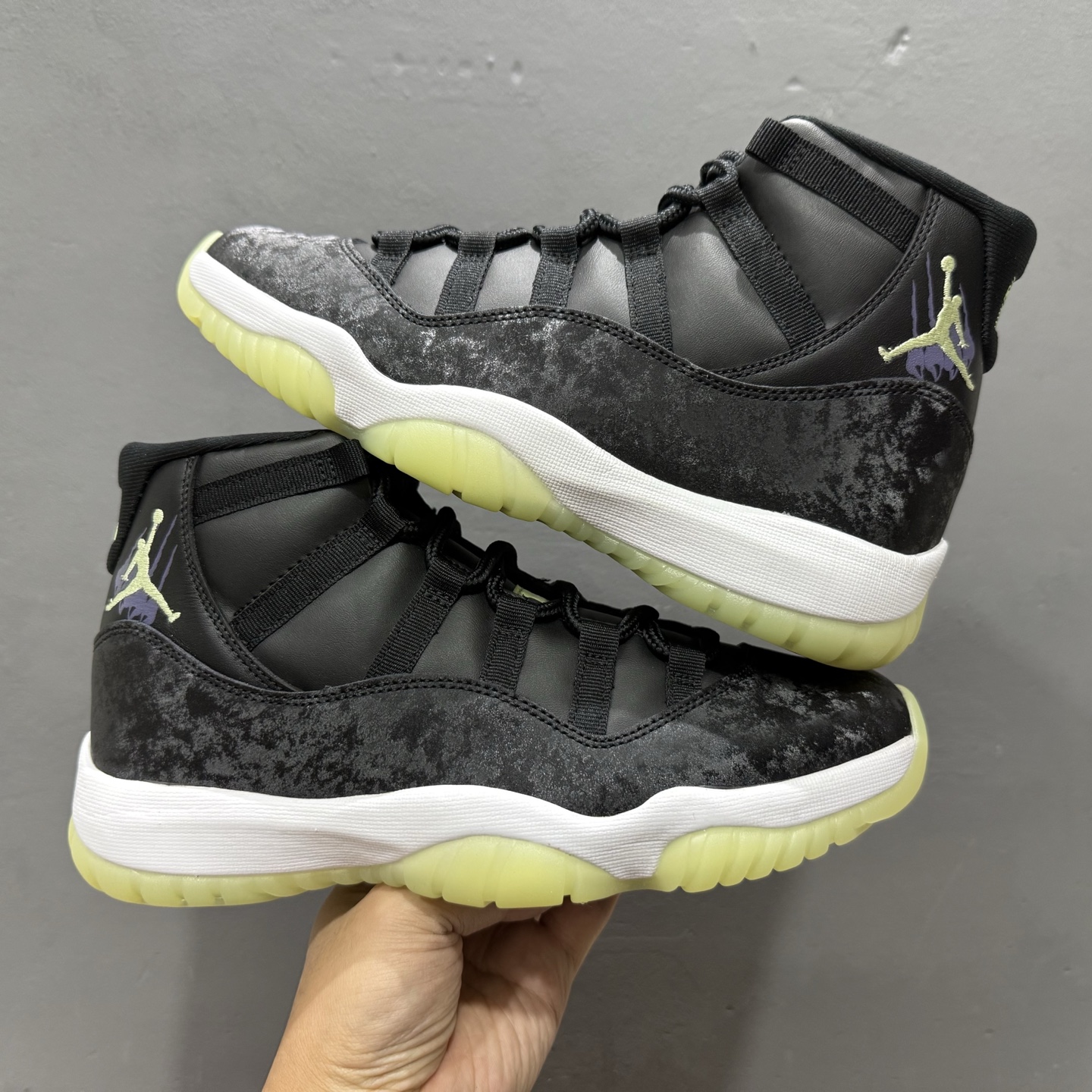Jordan Air Jordan 11 舒适百搭 防滑耐磨 高帮 篮球鞋 黑色 万圣节 IB1378-001