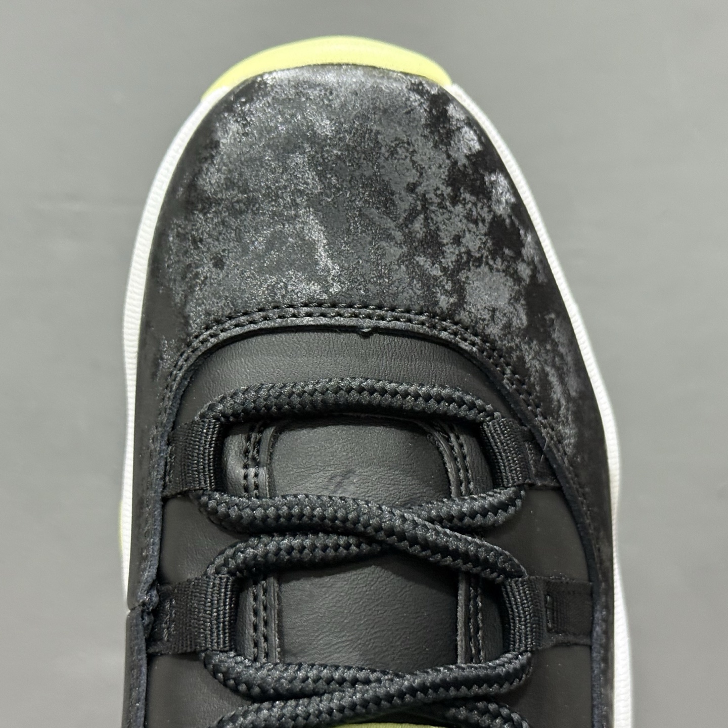 Jordan Air Jordan 11 舒适百搭 防滑耐磨 高帮 篮球鞋 黑色 万圣节 IB1378-001