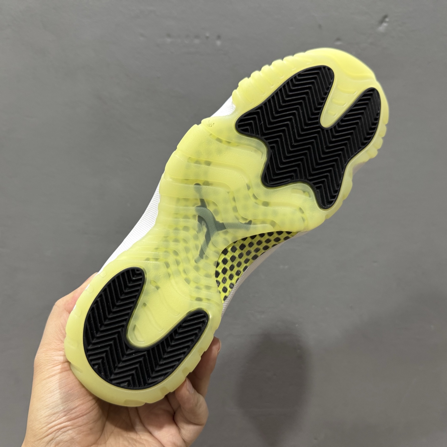 Jordan Air Jordan 11 舒适百搭 防滑耐磨 高帮 篮球鞋 黑色 万圣节 IB1378-001