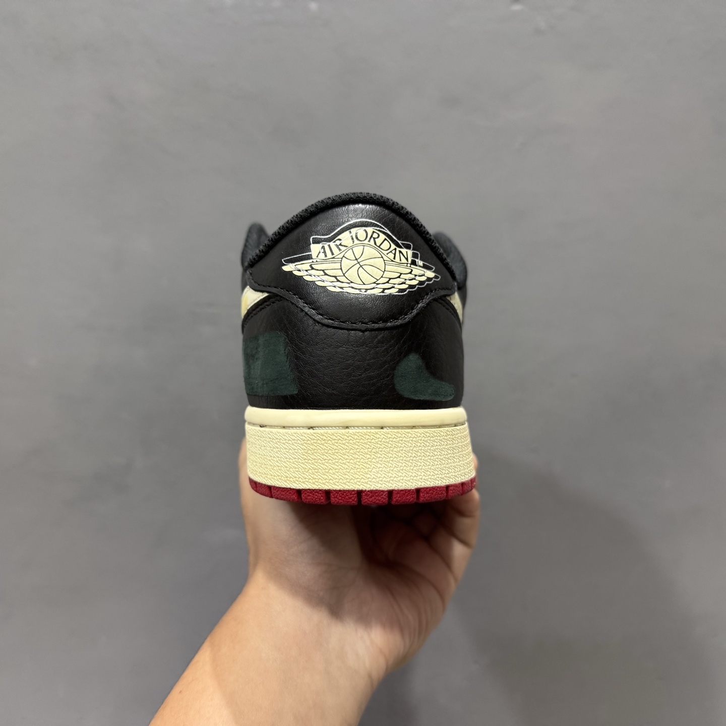 综合版 Nigel Sylvester x Jordan Air Jordan 1 Low Nitro”Better With Time”白黑红 IB8958-001