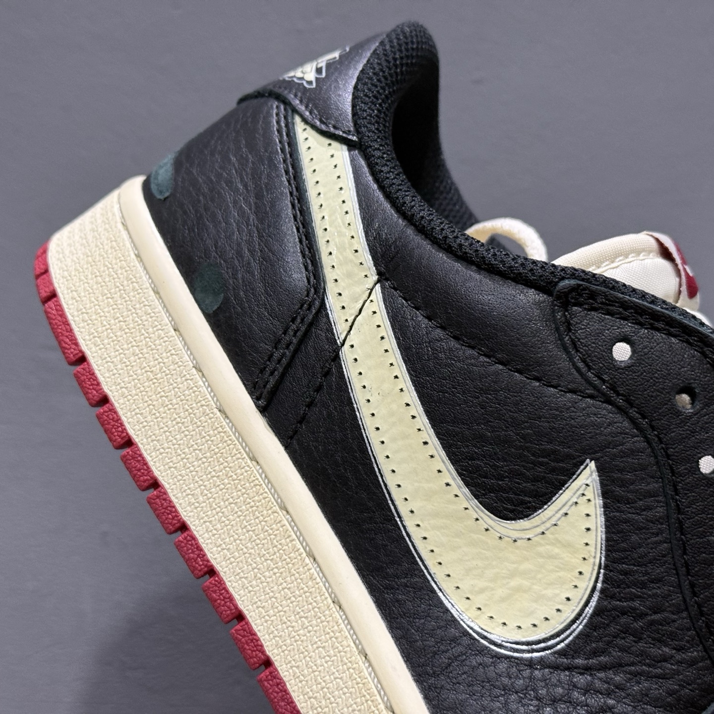 综合版 Nigel Sylvester x Jordan Air Jordan 1 Low Nitro”Better With Time”白黑红 IB8958-001