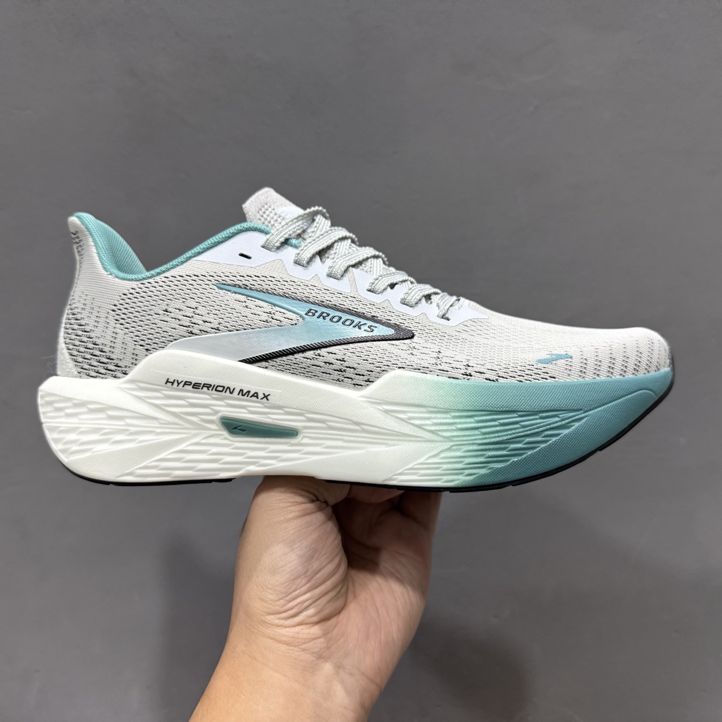 布鲁克斯Brooks HyperiMax 2 烈风2系列低帮透气缓震支撑休闲运动慢跑鞋 110434 1D 401 布鲁克斯Brooks HyperiMax 2 烈风2系列低帮透气缓震支撑休闲运动慢跑鞋 110434 1D 401