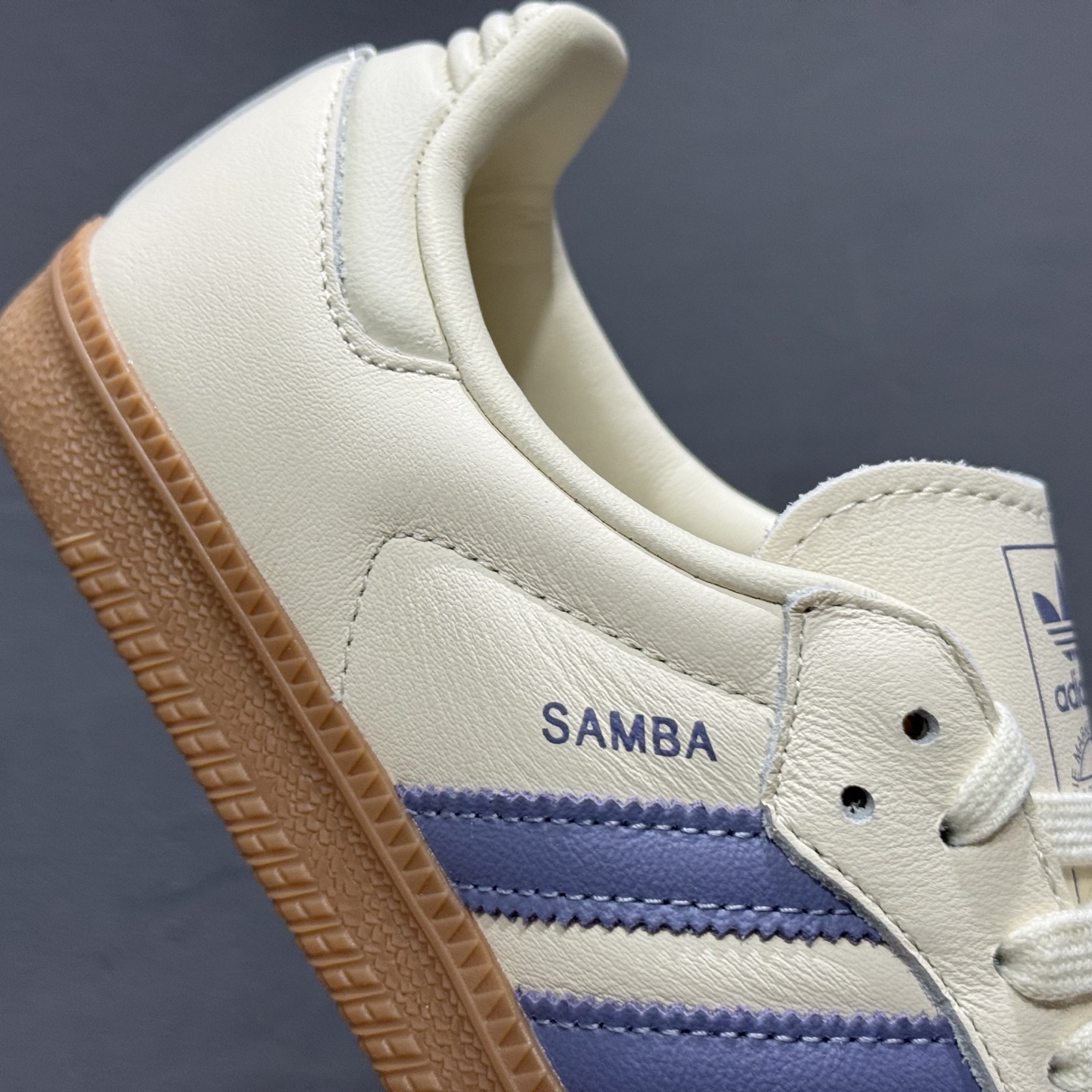 纯原 AD 阿迪 Samba 桑巴低帮休闲运动板鞋 JS1362 纯原 AD 阿迪 Samba 桑巴低帮休闲运动板鞋 JS1362