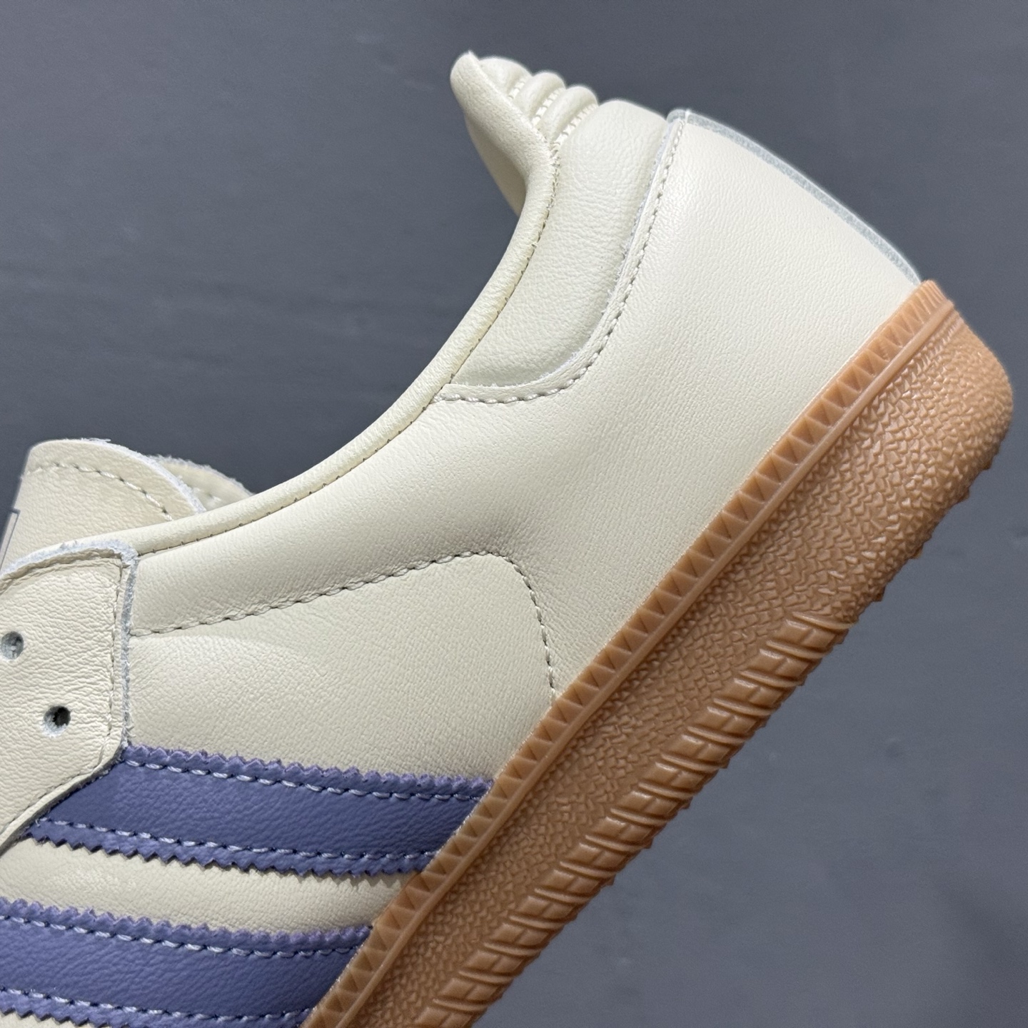 纯原 AD 阿迪 Samba 桑巴低帮休闲运动板鞋 JS1362 纯原 AD 阿迪 Samba 桑巴低帮休闲运动板鞋 JS1362