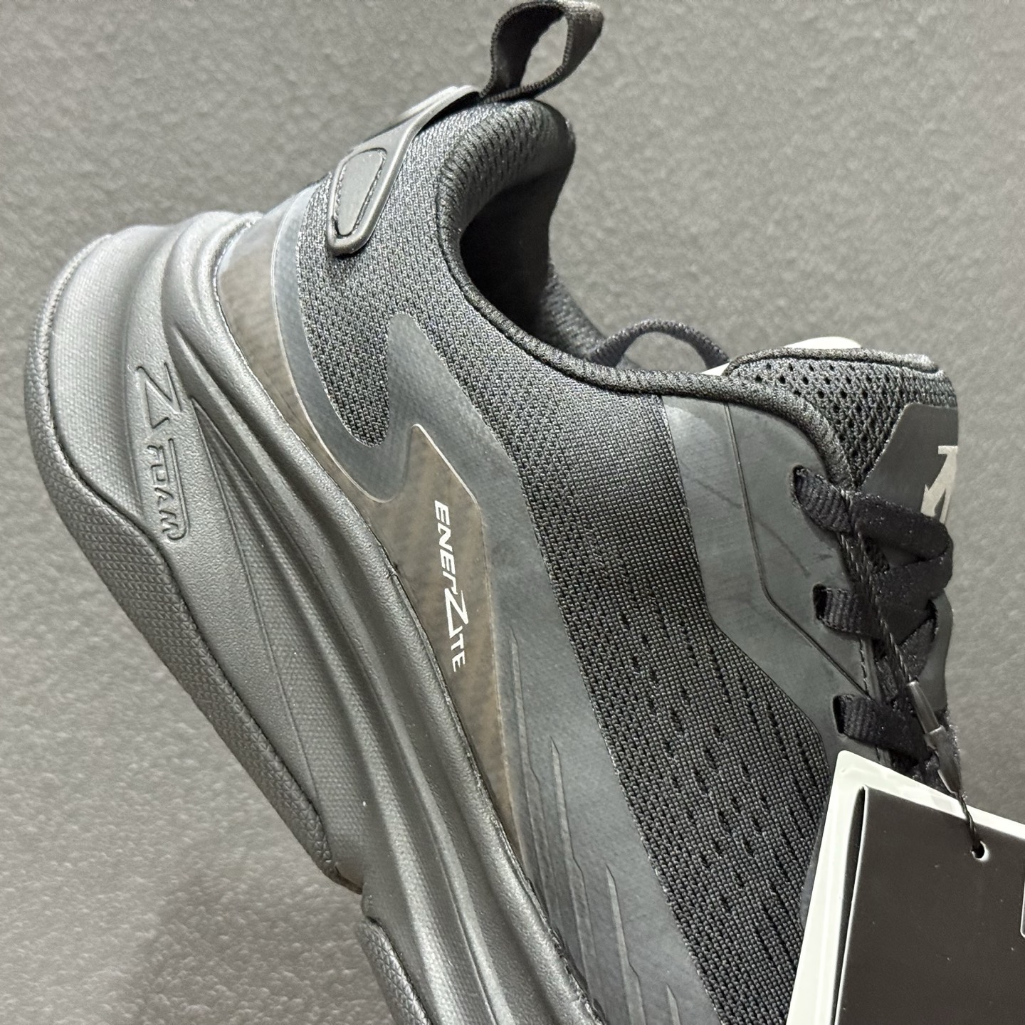 DESCENTE迪桑特 LAVITATE TRAIL WIRE 3.0 时尚休闲运动覆盖防水男子越野跑鞋