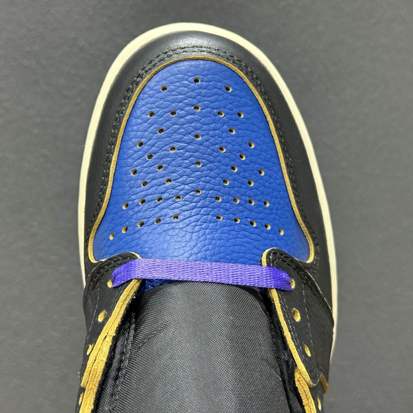 Fragment x Unix Air Jordan Jordan Retro AJ1全新解构皇家蓝 高帮篮球鞋 107847-001