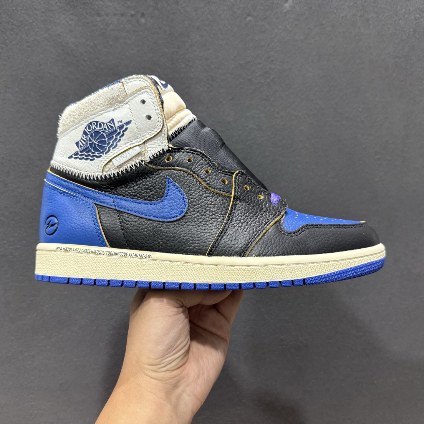 Fragment x Unix Air Jordan Jordan Retro AJ1全新解构皇家蓝 高帮篮球鞋 107847-001