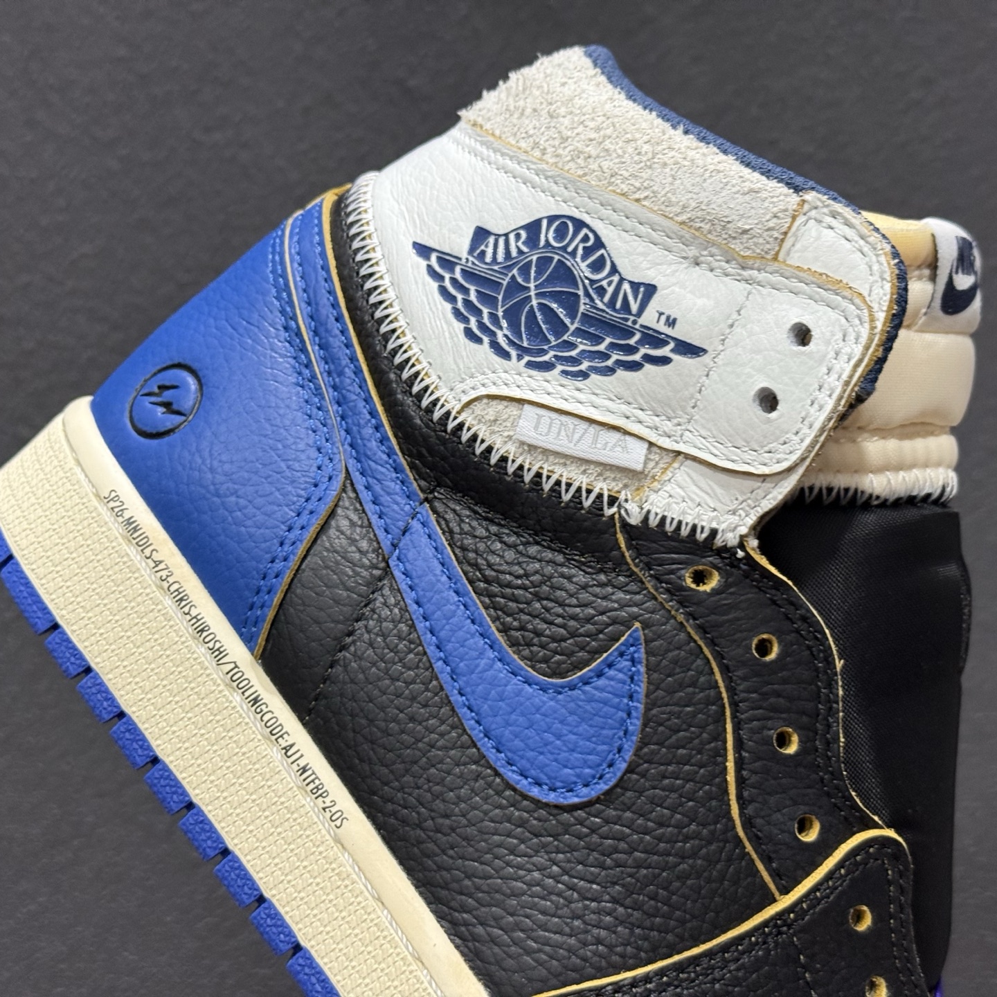 Fragment x Unix Air Jordan Jordan Retro AJ1全新解构皇家蓝 高帮篮球鞋 107847-001
