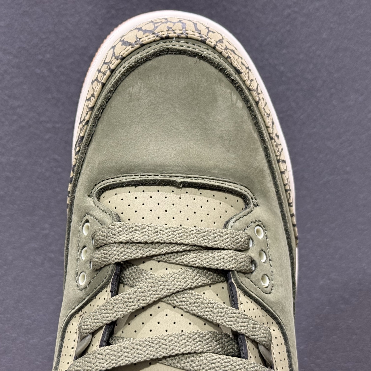 Air Jordan AJ3 Retro 白红 DN3707-202