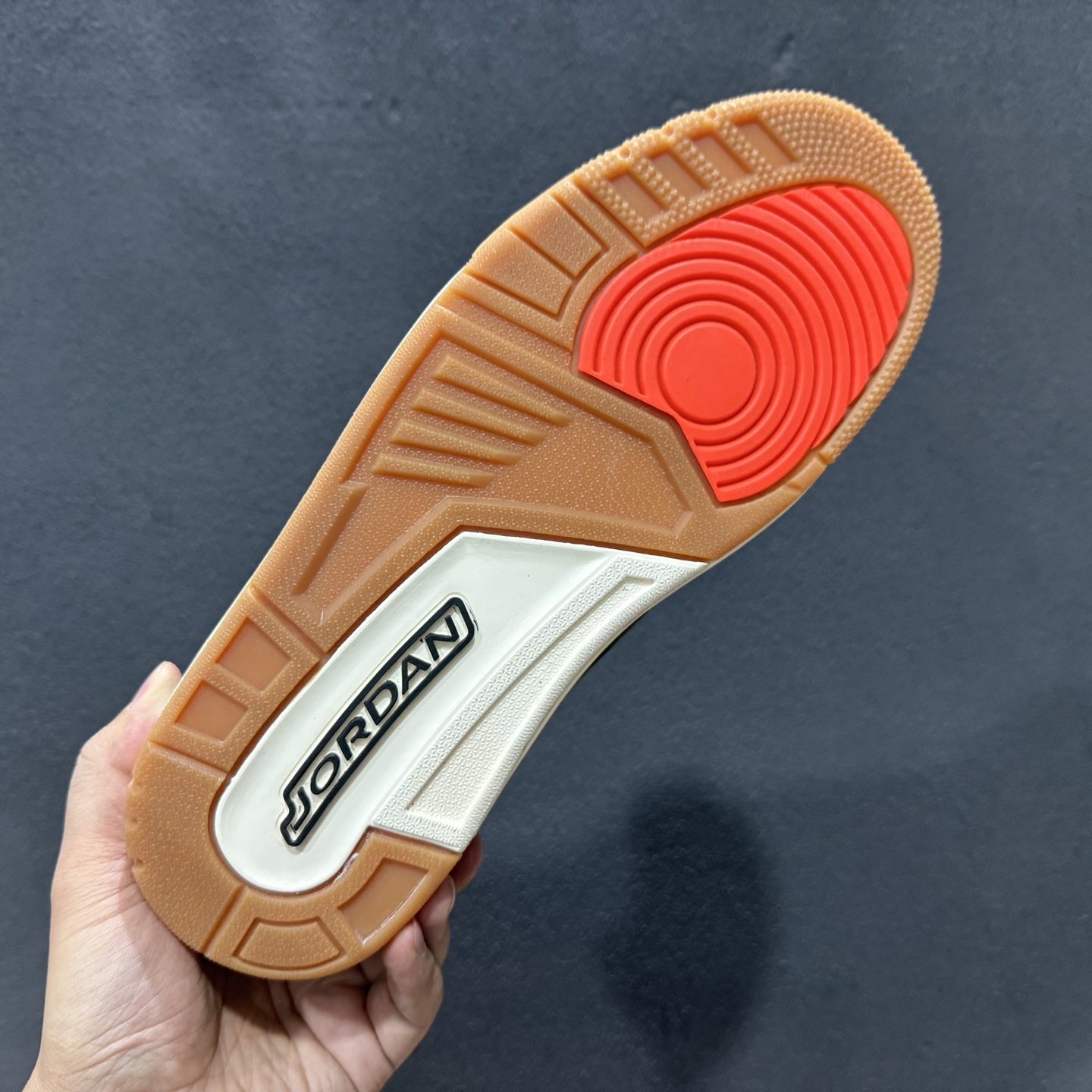 Air Jordan AJ3 Retro 白红 DN3707-202