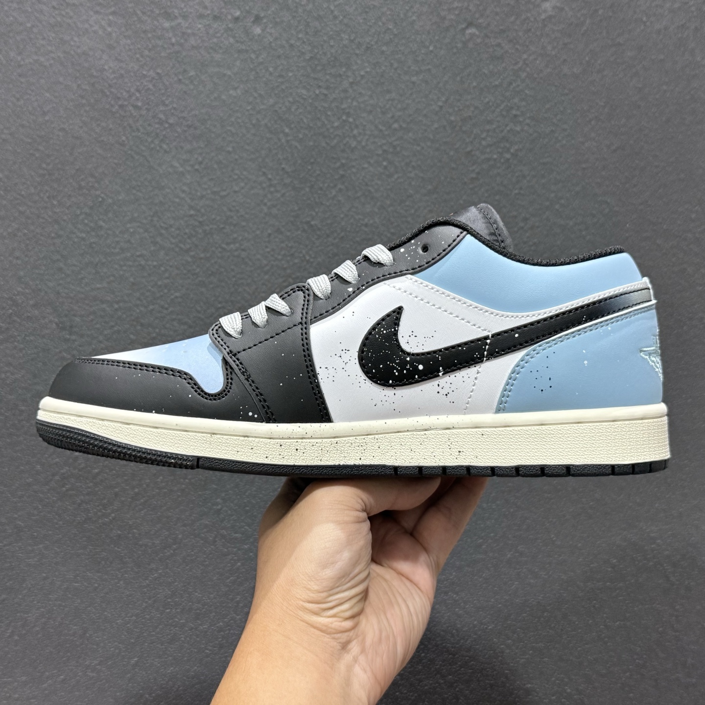 Air Jordan AJ1 Low 低帮 553558-081