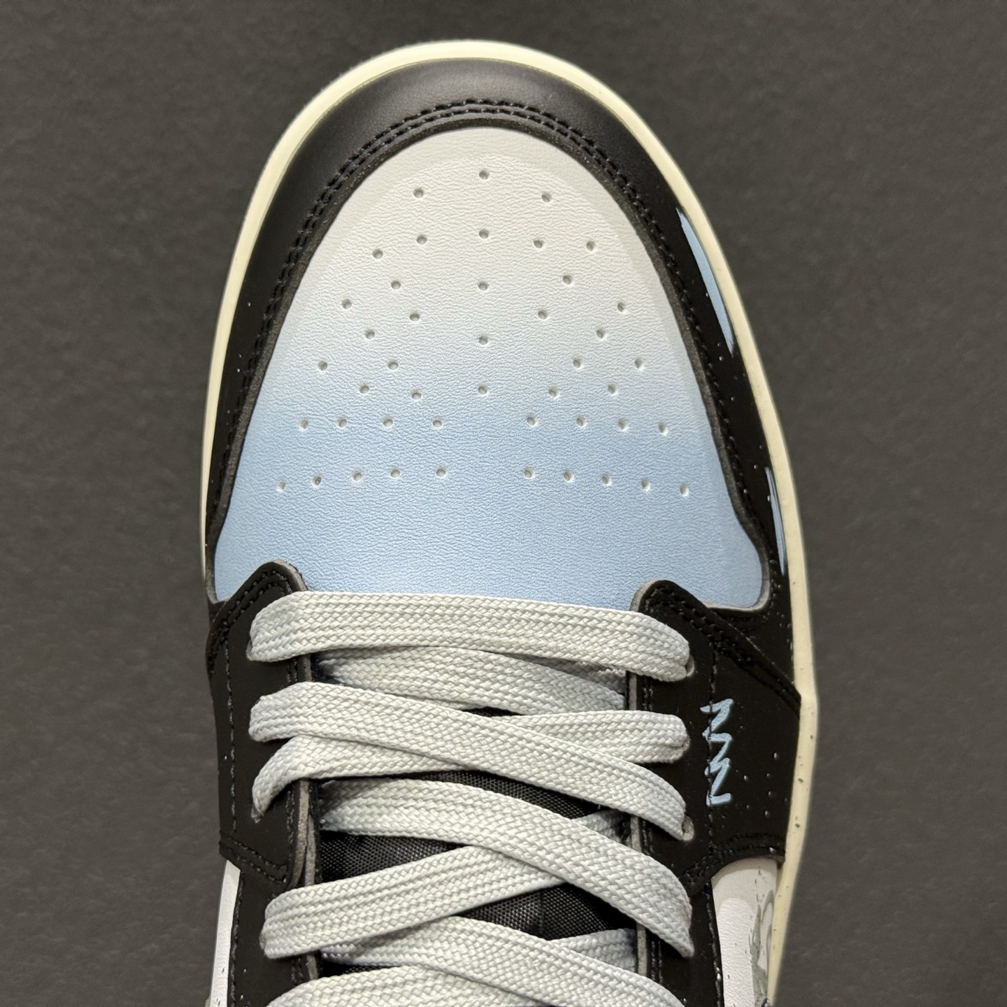 Air Jordan AJ1 Low 低帮 553558-081