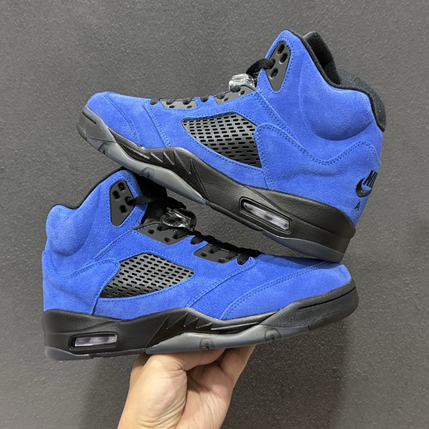 Awake NY x Air Jordan 5 Retro AJ5乔5蓝麂皮 D0587-400 Awake NY x Air Jordan 5 Retro AJ5乔5蓝麂皮 D0587-400