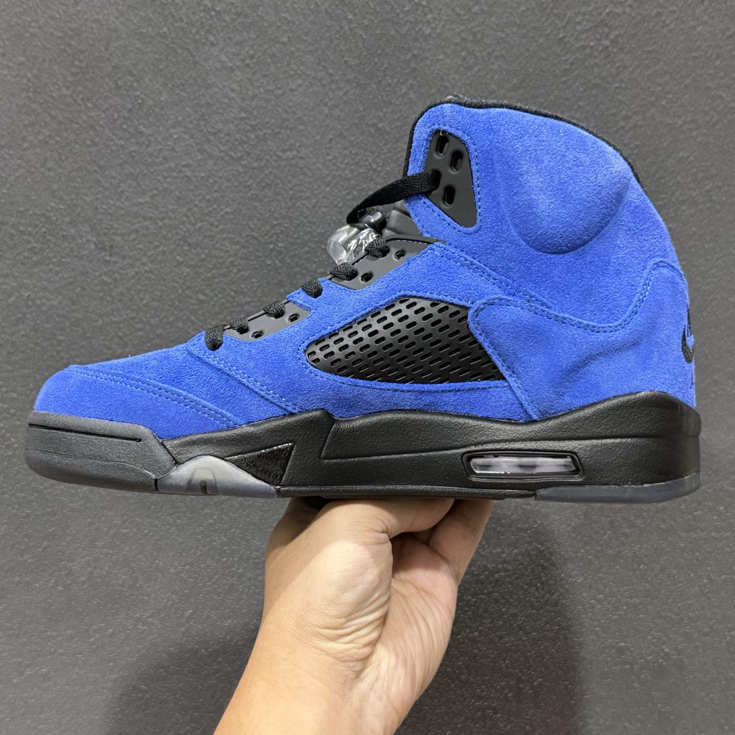 Awake NY x Air Jordan 5 Retro AJ5乔5蓝麂皮 D0587-400 Awake NY x Air Jordan 5 Retro AJ5乔5蓝麂皮 D0587-400