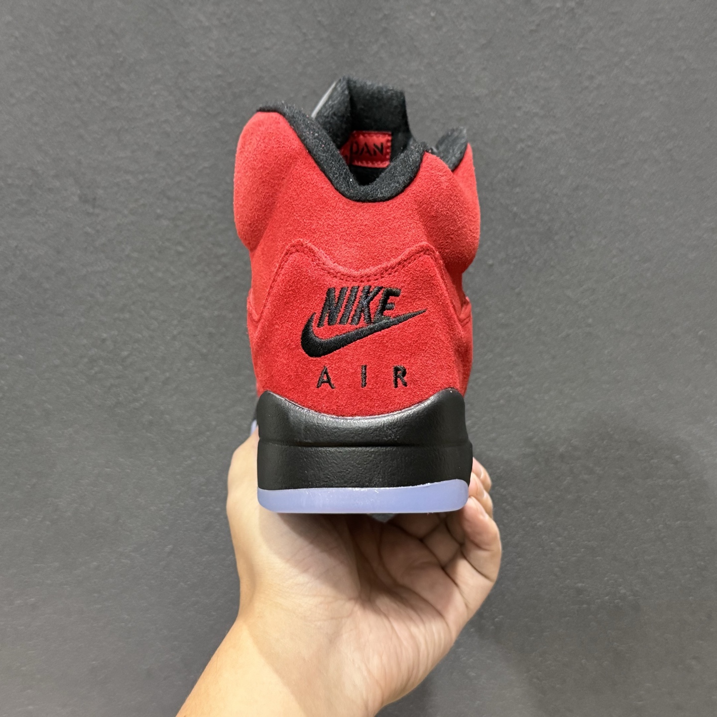 Awake NY x Air Jordan 5 Retro AJ5乔5蓝麂皮 D0587-600 Awake NY x Air Jordan 5 Retro AJ5乔5蓝麂皮 D0587-600